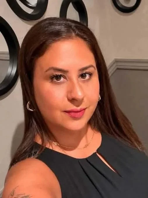 Kim Guigui - Website &amp; Social Media Director