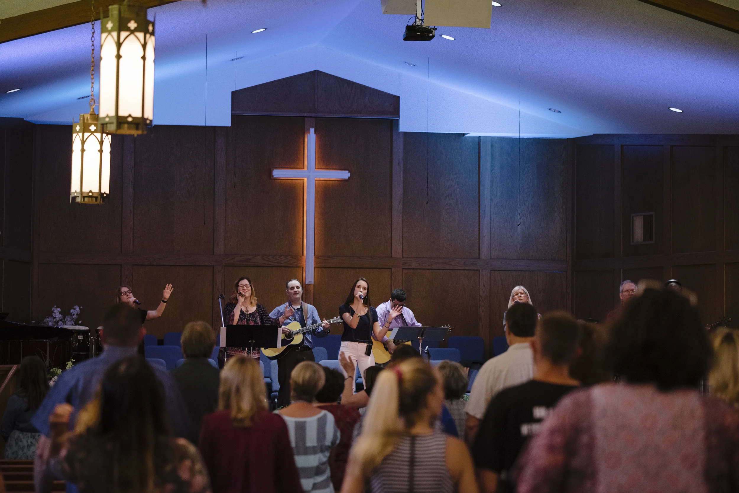 11:00 Service Worship