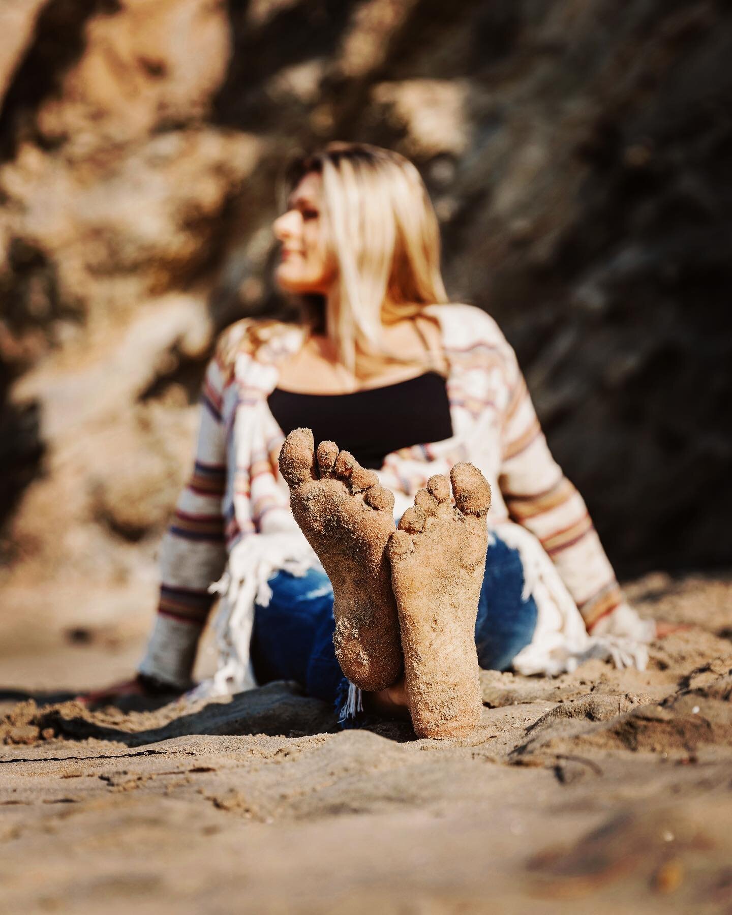 How are you all doing, unbound community? 💕

Put those sweet toes in the sand and enjoy the beautiful ocean if you need a moment to refresh your body-mind and senses! 🌊 

Ahhhhh...blissful freedom is at your fingertips - choose to embrace it if you