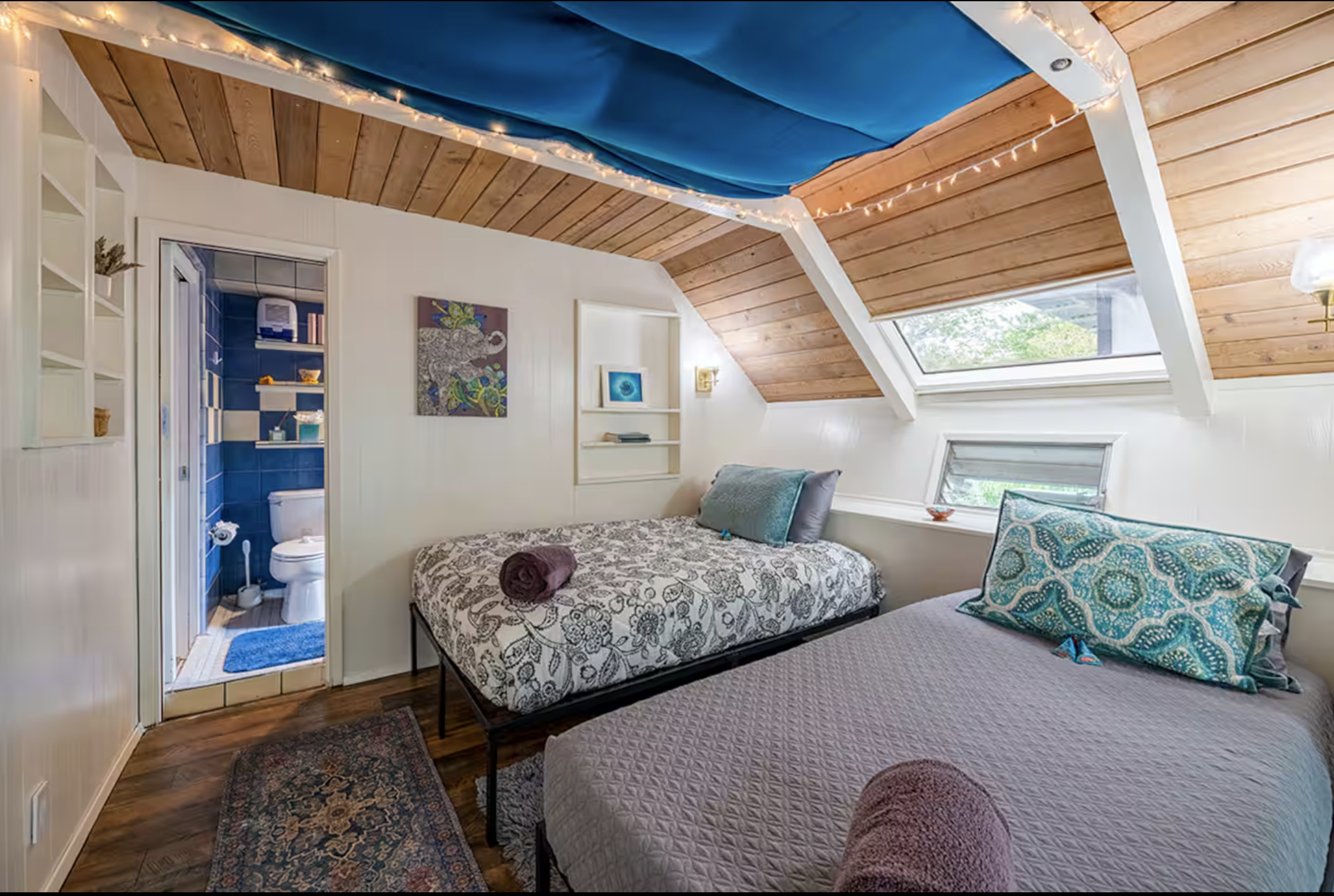 shared room with bath.png