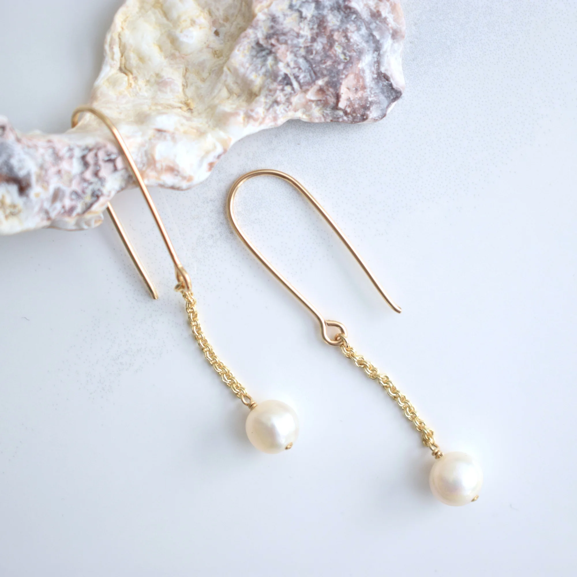 U-Turn Chain Dangles / Pearl