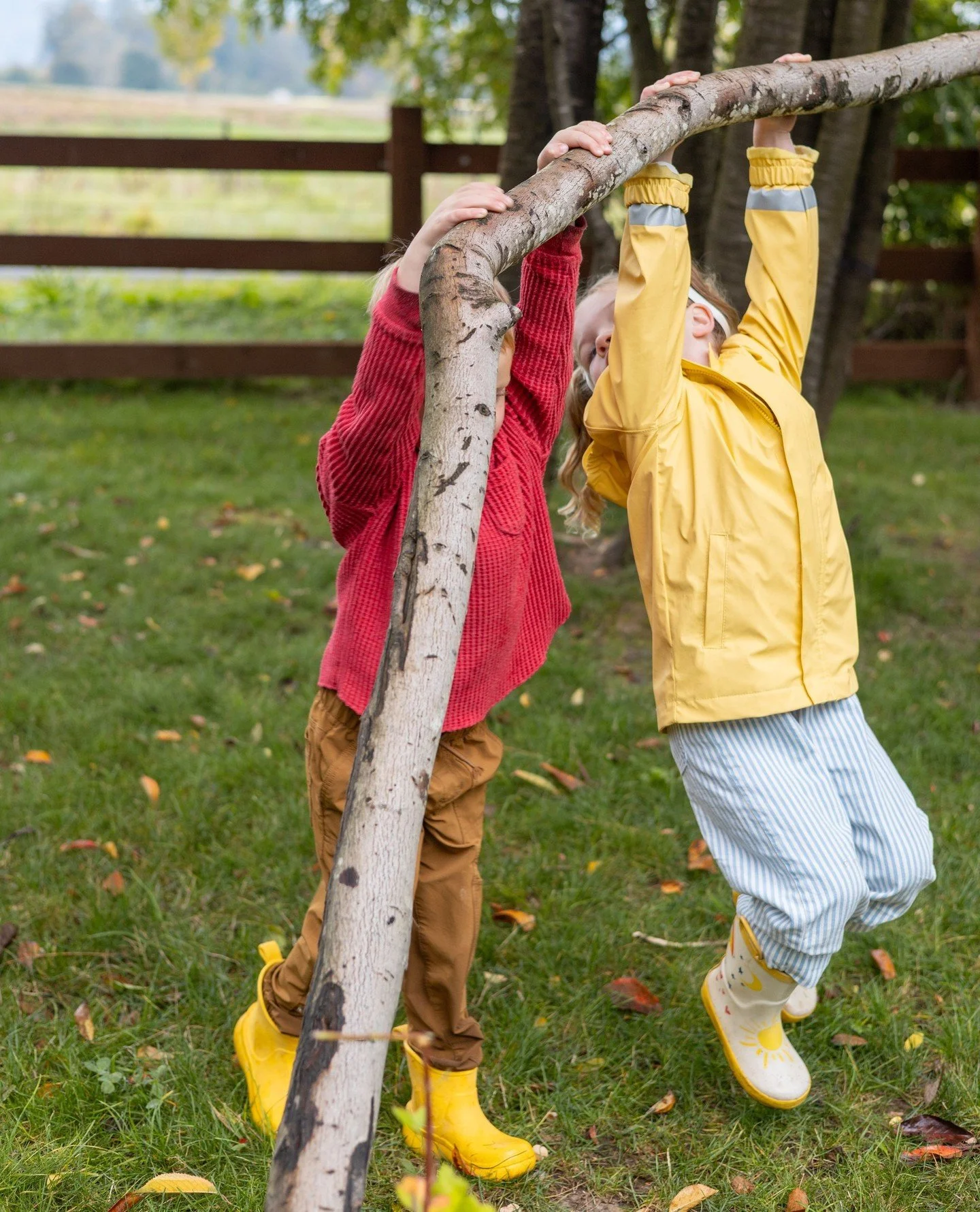 Rain or shine, we love seeing the wonder unfold at The Grove 💛 The sight of muddy boots, big smiles, and carefree swings through the trees will never get old.