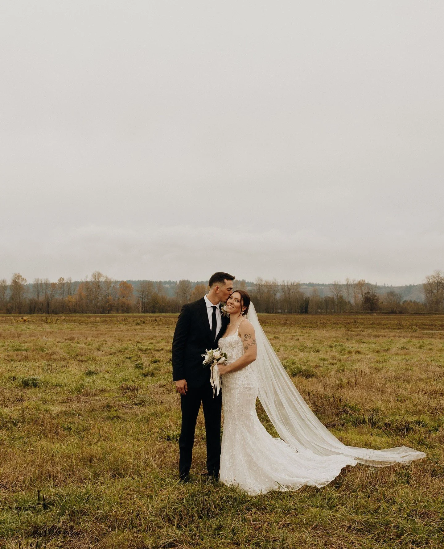 Are you engaged and waiting for a sign that you don&rsquo;t have to get married in the summer? Let this be it. ⁠
⁠
November through April weddings at Farm 12 deliver all the romance, magic and best of all, lower rates (yes - even weekends👀)⁠
⁠
Proof