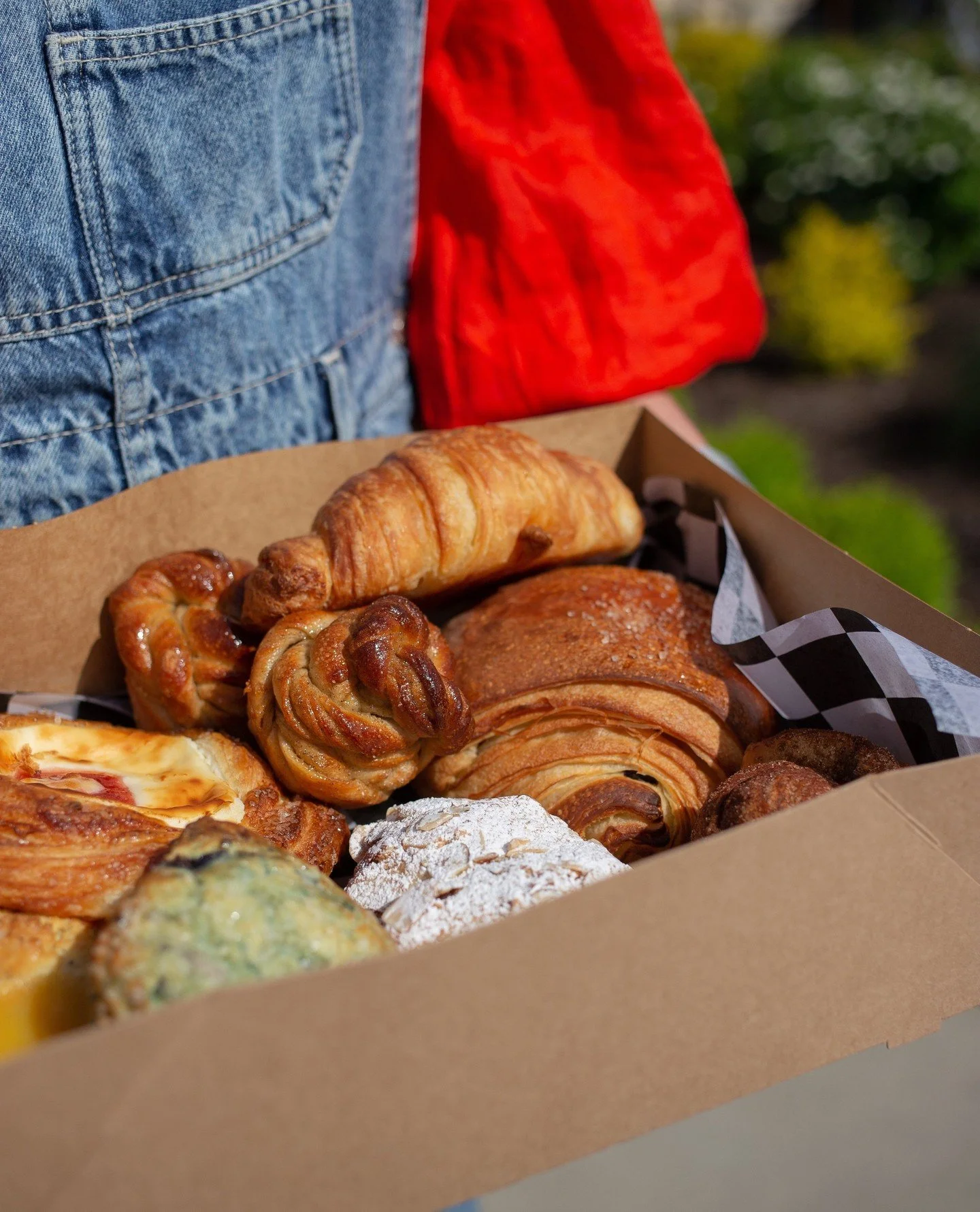 Can we let you in on a Fika secret?🤭 You can pre-order all of your favorite pastries before they sell out through our Catering page! ⁠
Whether you're hosting an event or just want to bring some treats to the office, we'll make sure to have your favo