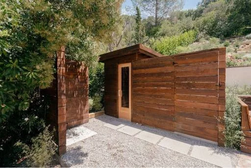 Sherman Oaks (Olsen) (4).jpg