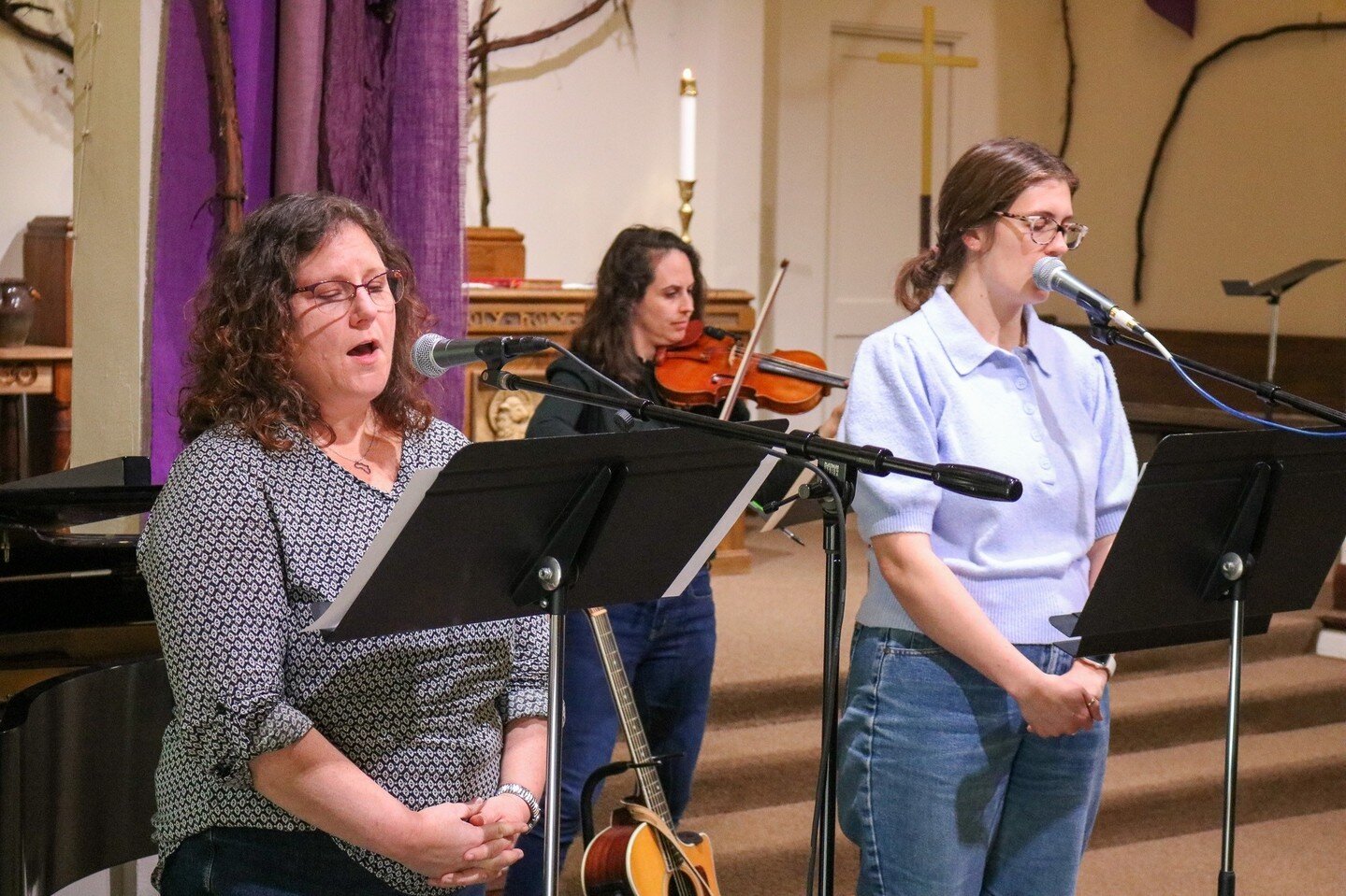 As our St. Patrick's Day tradition, we sang these words from &quot;Holy Trinity,&quot; also known as &quot;St. Patrick's Breastplate,&quot; during today's service. 🍀⁠
⁠
🎶 Christ be with me, Christ within me,⁠
Christ behind me, Christ before me, ⁠
C