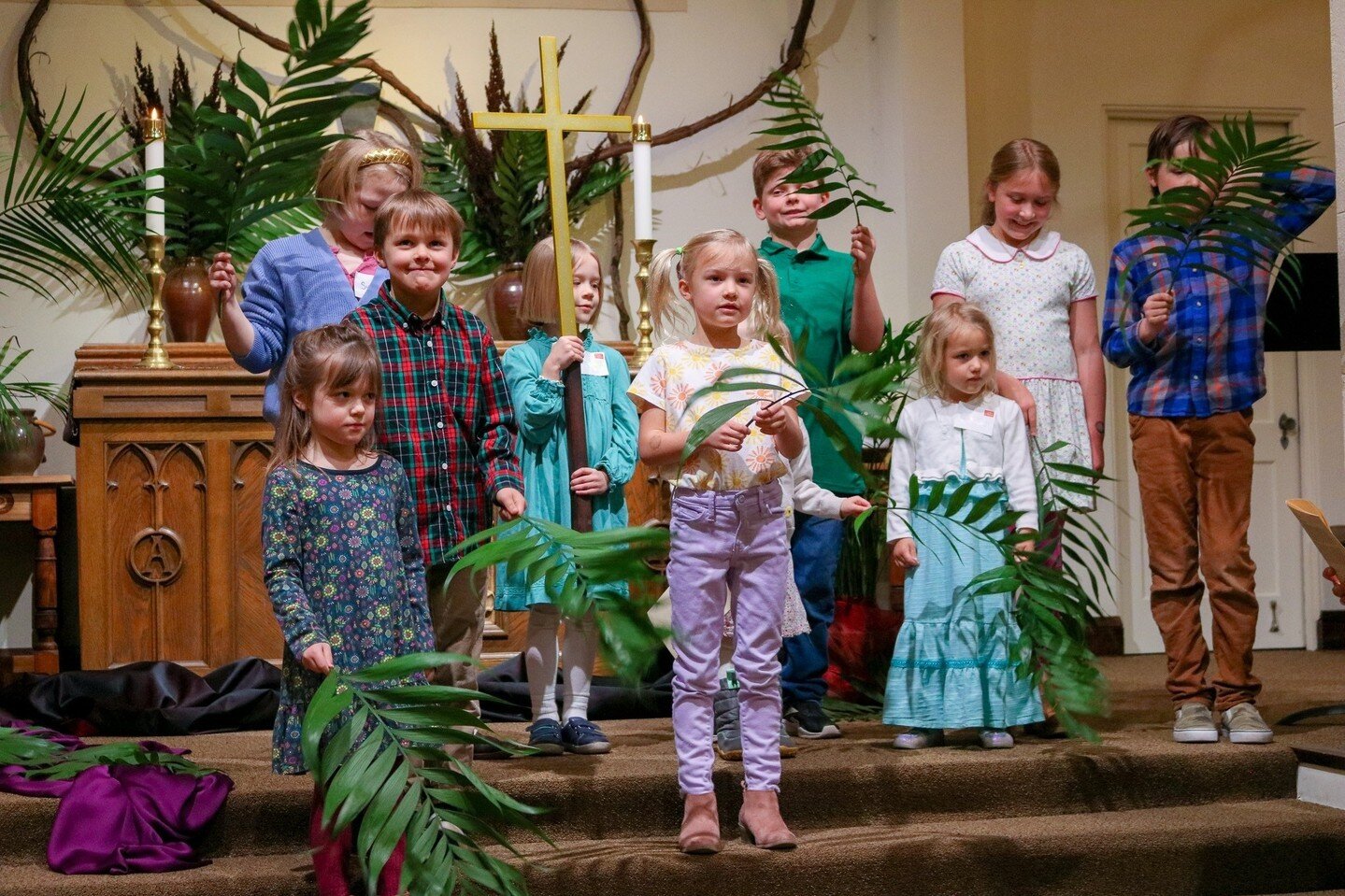 &quot;Hosanna in the highest!&quot; 🎶👏🌴🥳 Holy Week begins today with Palm Sunday, celebrating Christ's triumphant entry into Jerusalem.⁠
⁠
We welcome you to attend the Holy Week services with us this week, including Maundy Thursday, Good Friday, 