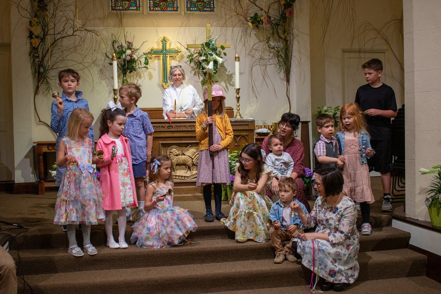Easter Sunday, Part 1: Alleluia! Christ is risen! Easter Sunday was a joyous celebration featuring the choir and chamber orchestra, eucharist, and bells! 🔔🔔🔔⁠
.⁠
.⁠
.⁠
#anglican #anglicanchurch #church #christianity #liturgicalliving #bethechurch 