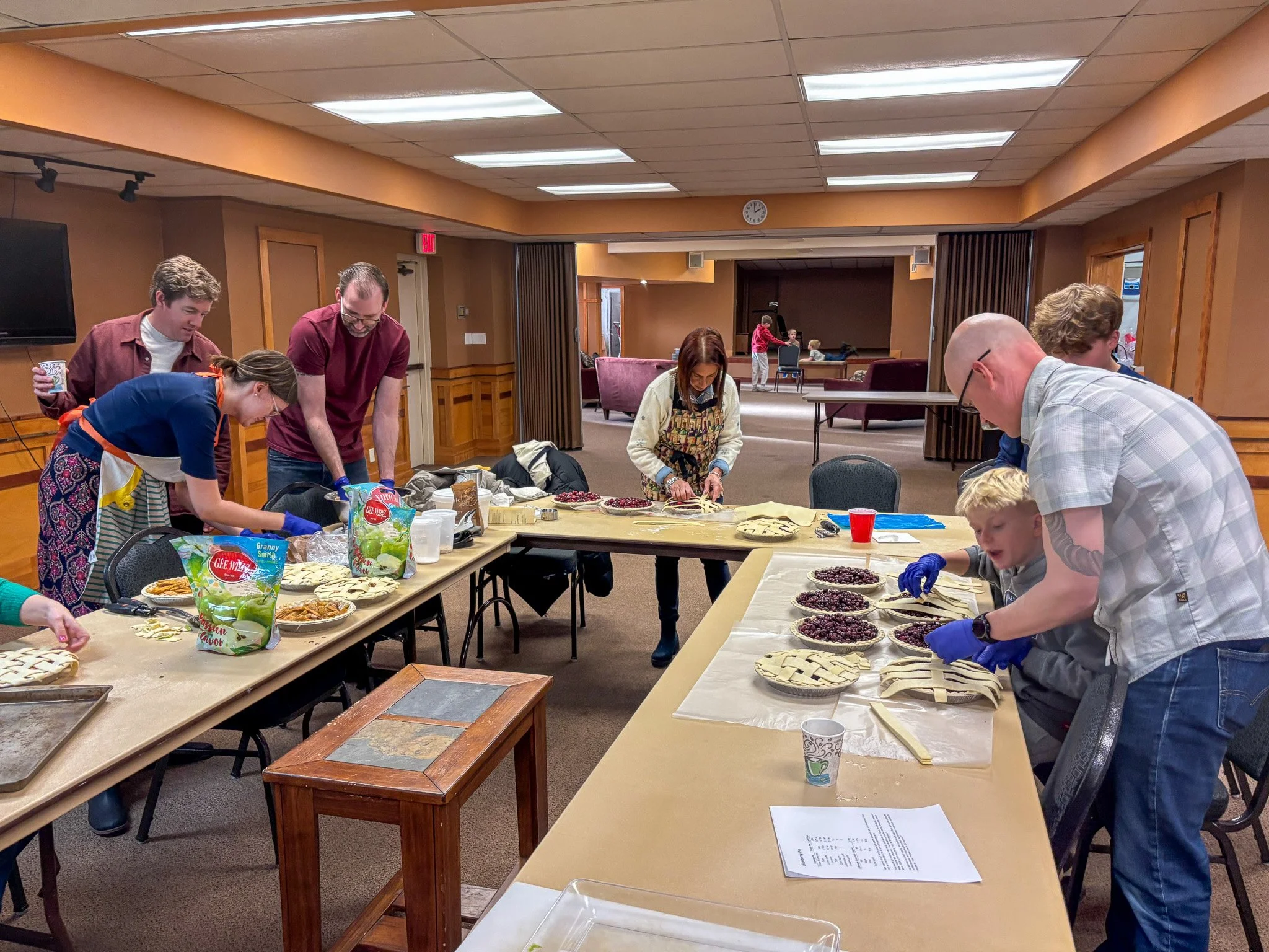 A HUGE thank you to all the volunteers who baked over 30 (stunning and delicious) pies for Carols &amp; Pie. 🥧 💕

On Sunday, December 7, several members of our community got together in our kitchen and Great Hall for a Pie-Making Extravaganza. Just