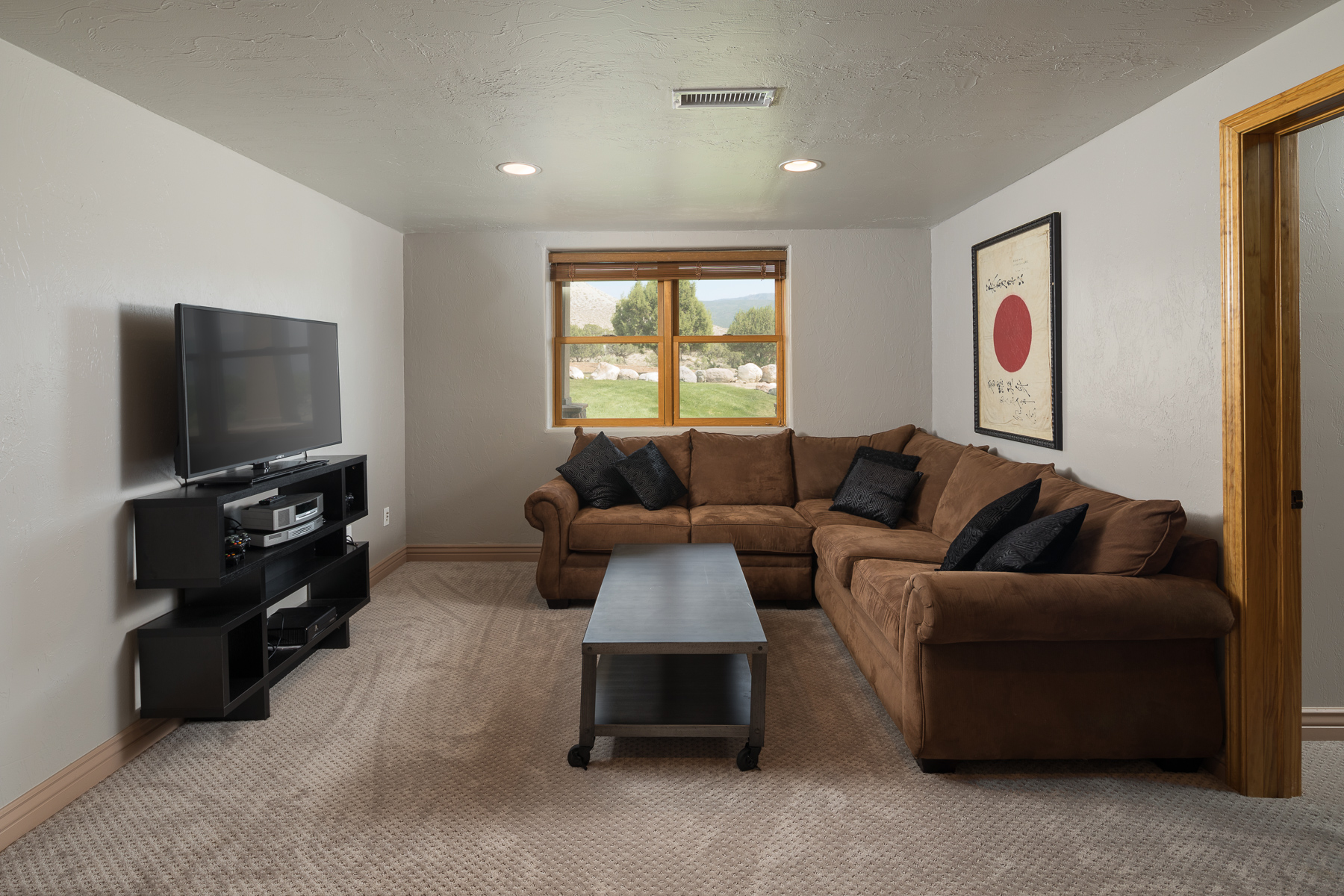 19_TV Room.jpg