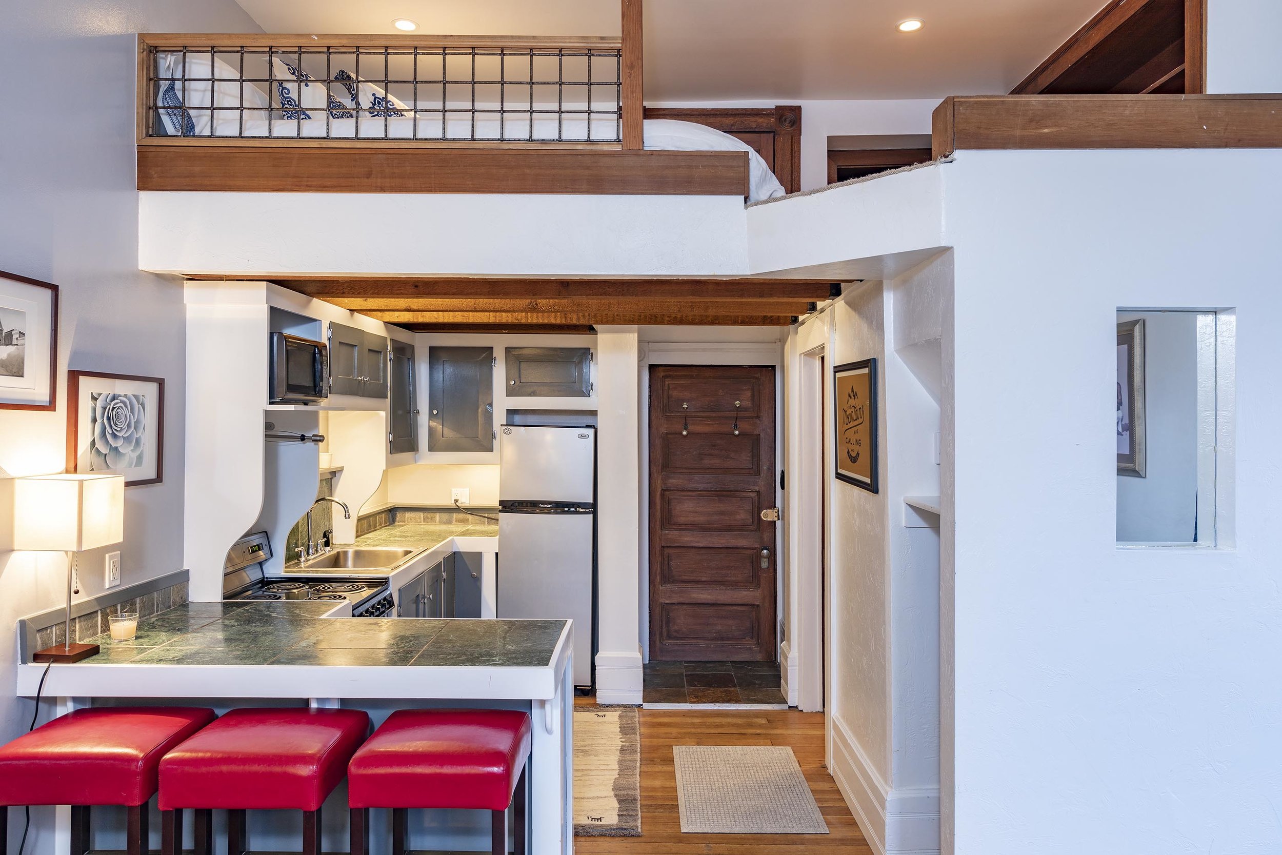 KitchenLoft.jpg