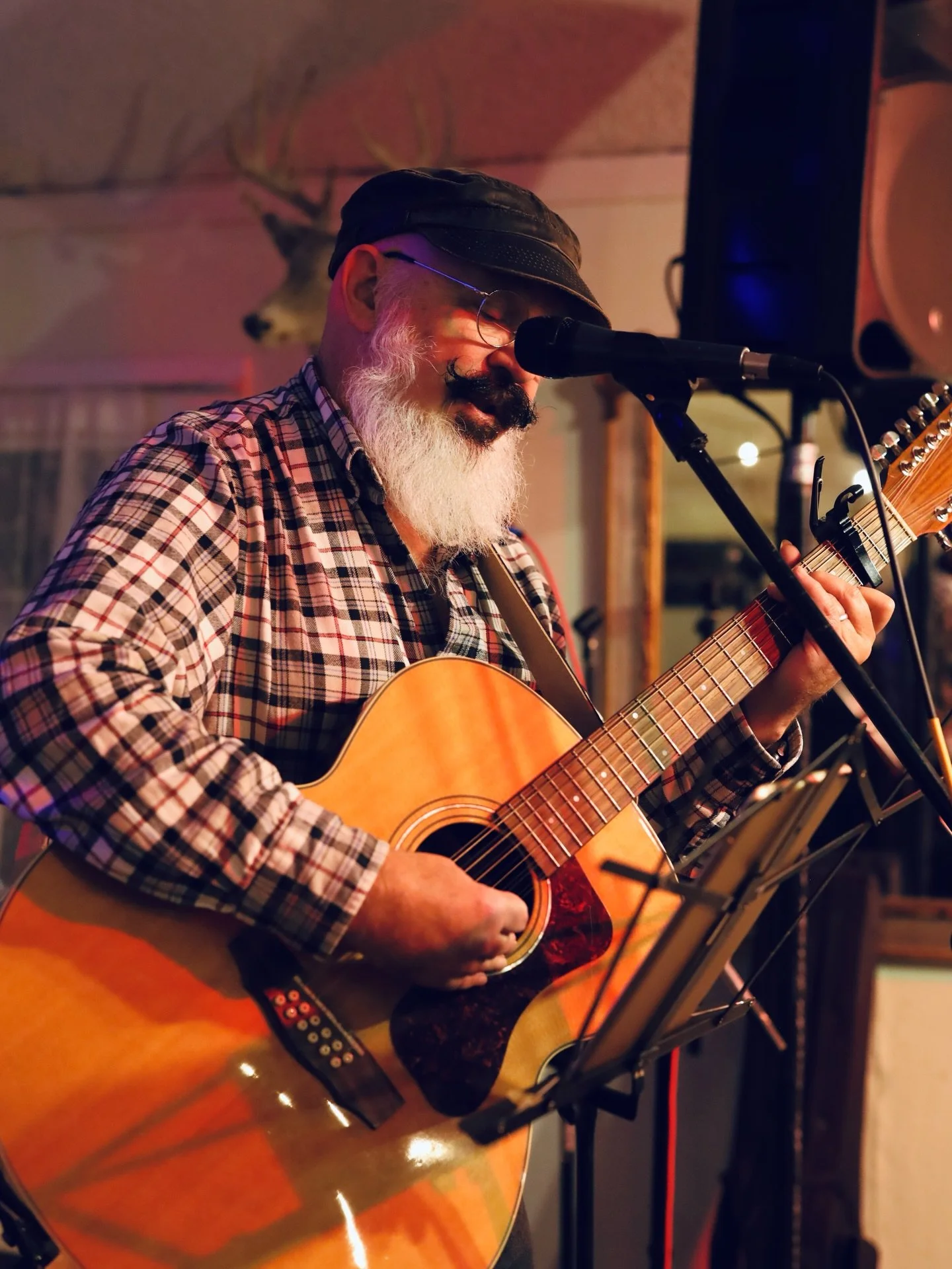 Last night was a lot of fun! Thank you all for coming to the very first Open Mic of 2026 🎤 🎸 This year is going to be a great one! Here are some photos of the talented artists that joined us, and the supportive fun audience! Don&rsquo;t miss the ne