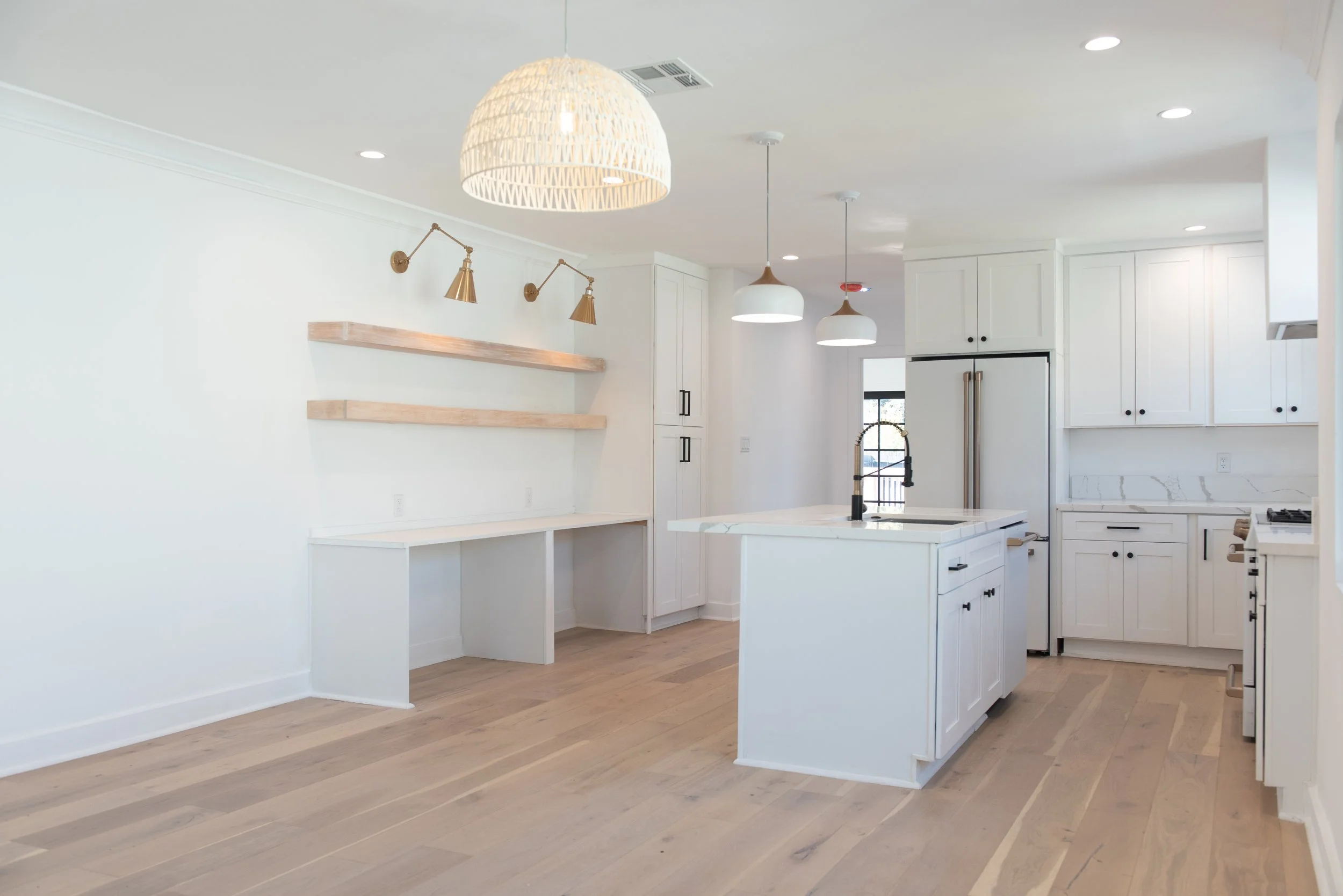 Kitchen 4.jpg