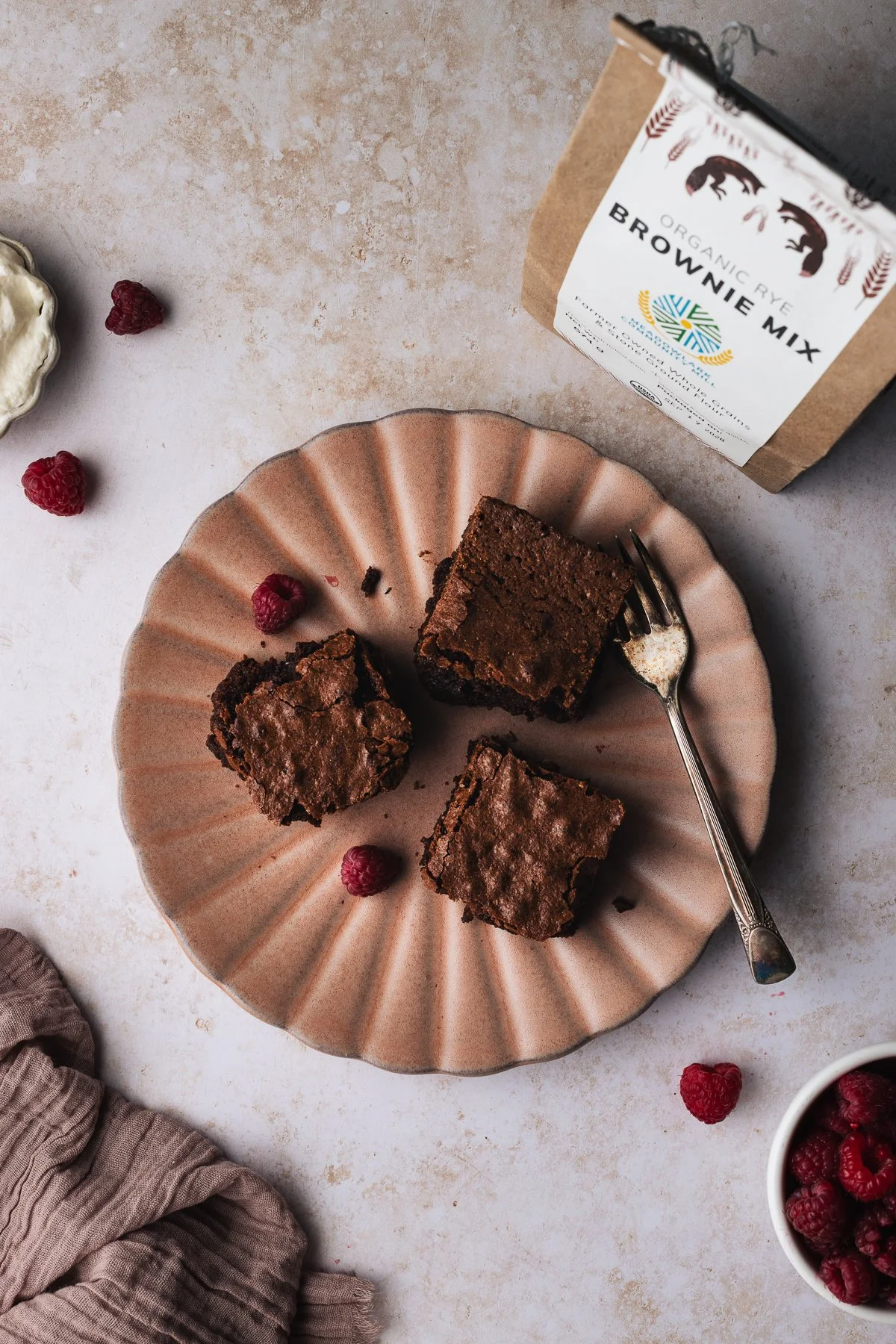 brownie mix - brownie focus.jpg