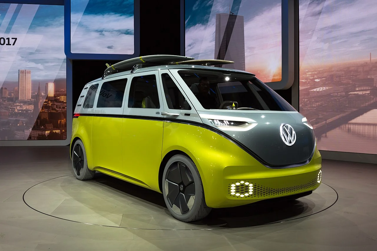 100_Volkswagen - I.D. BUZZ (concept) (2020)_Volkswagen_press_conference_(1Y7A2075).jpg