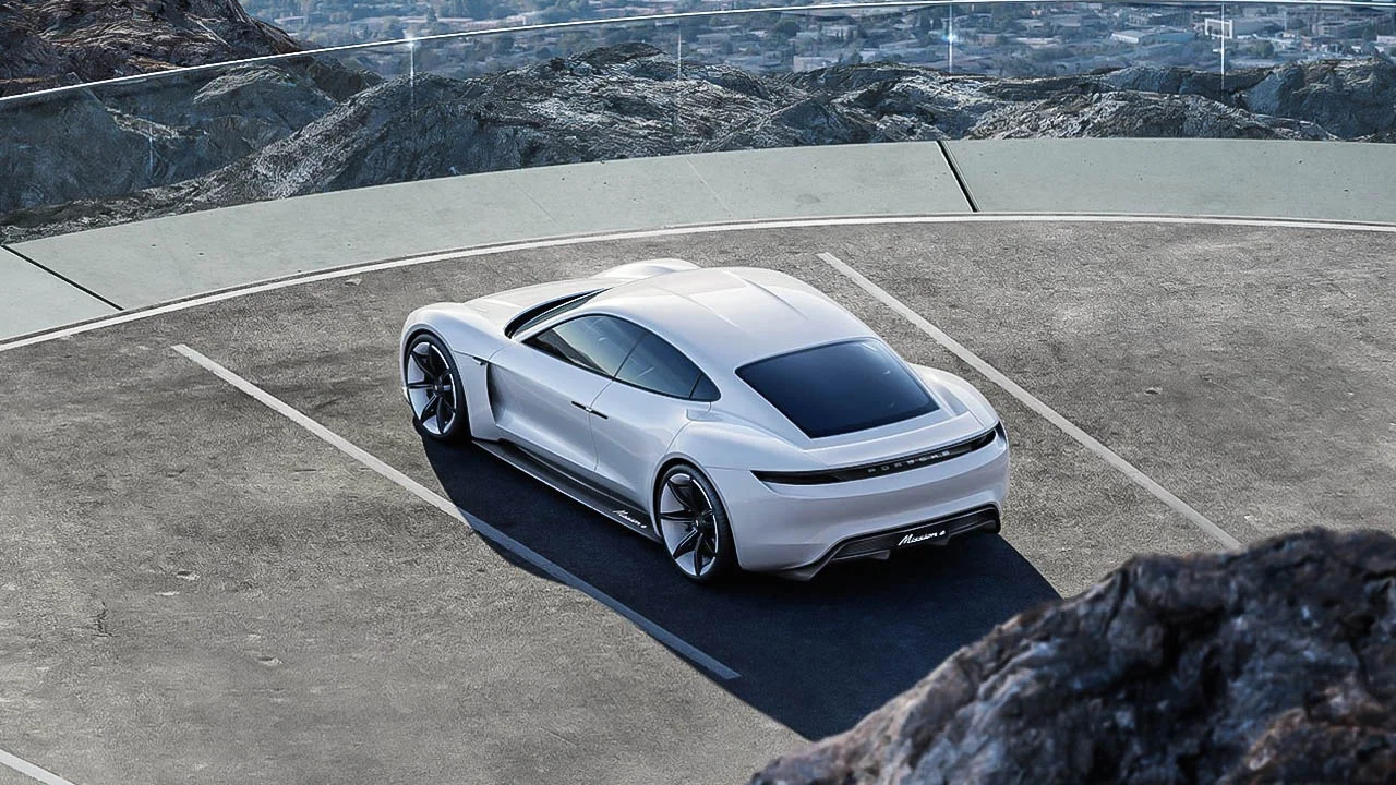100_Porsche - Taycan_porsche-taycan-mission-e-4.jpg