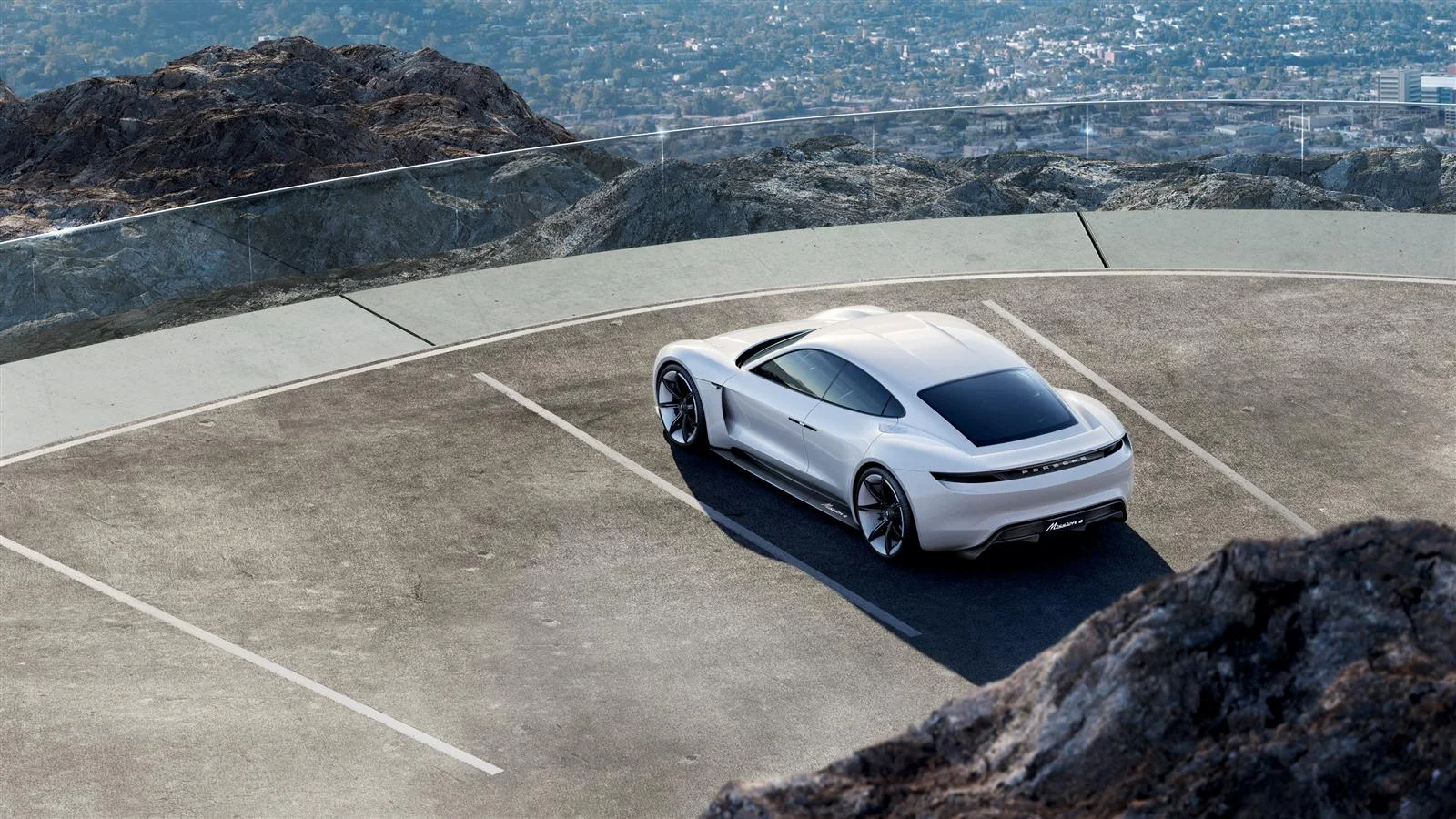 100_Porsche - Taycan_porsche-zoom04.jpg