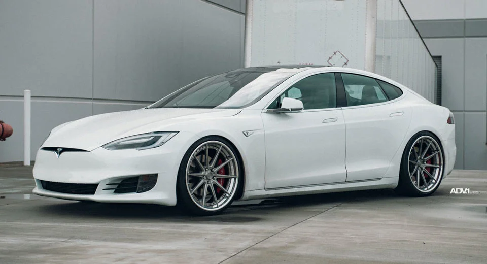 100_Tesla - Model S_Tesla-Model-S-ADV1-1-.jpg
