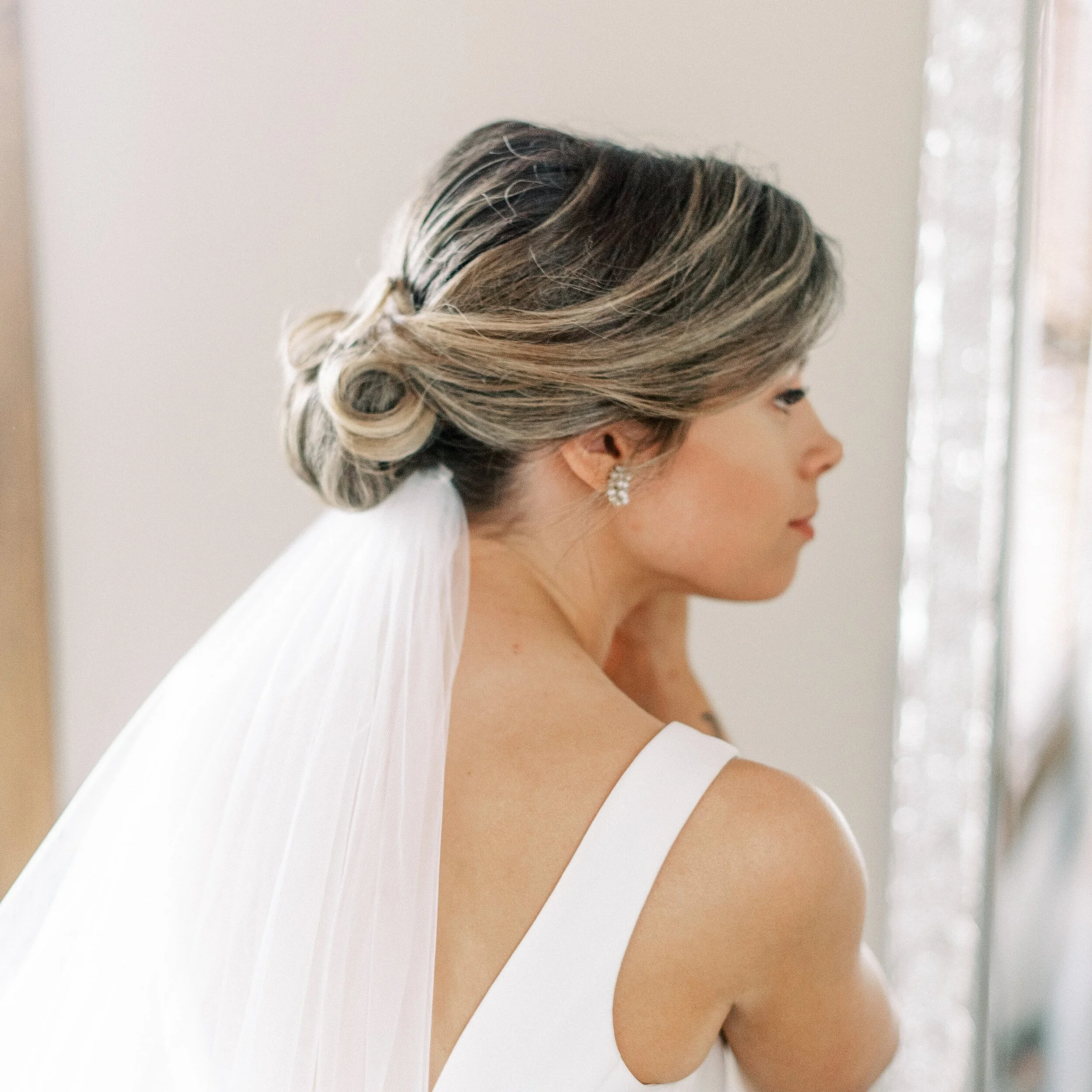 Stylist - Carolina Apgar Photographer - https://mackenzieleighphotography.com/
