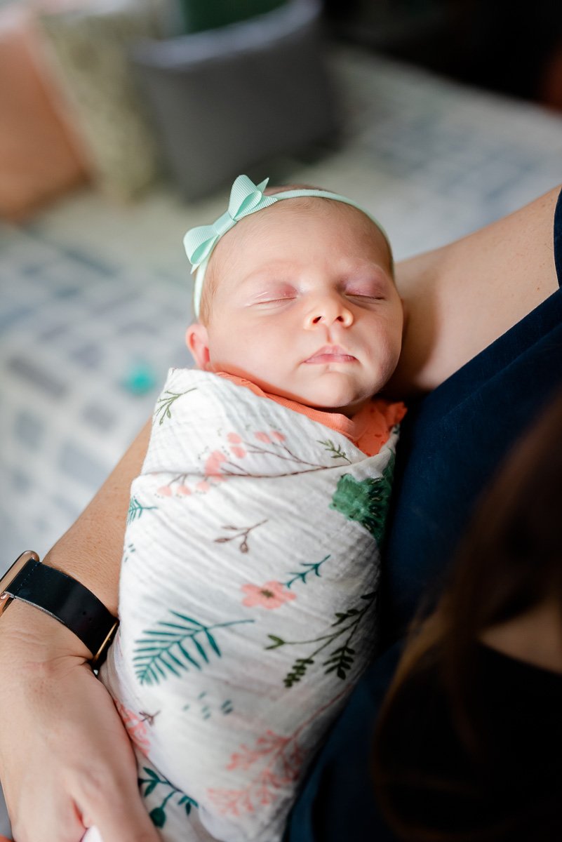 sleeping newborn baby  St. Louis Newborn Photography sarahrowlandphotography.com