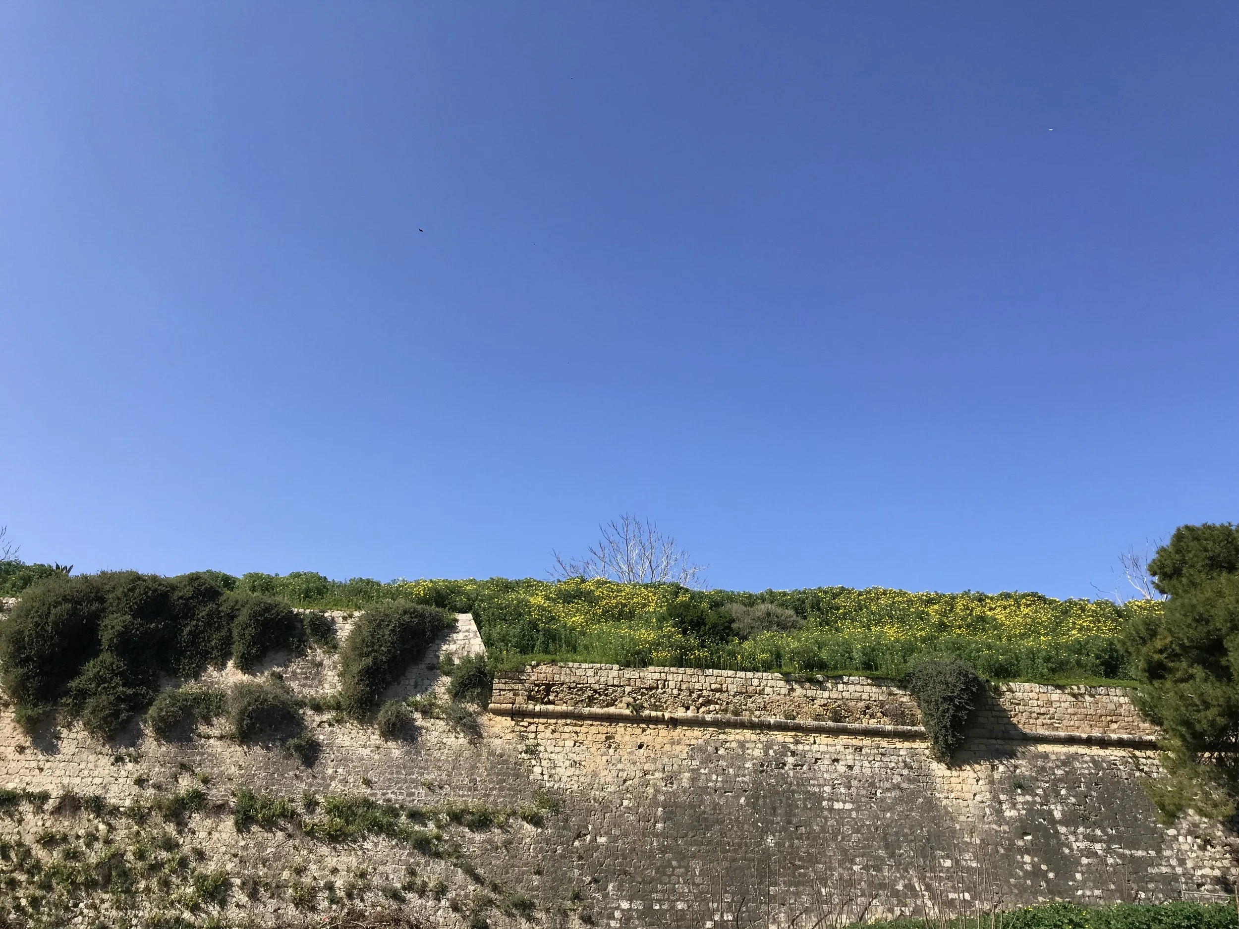 Running the Walls of Heraklion