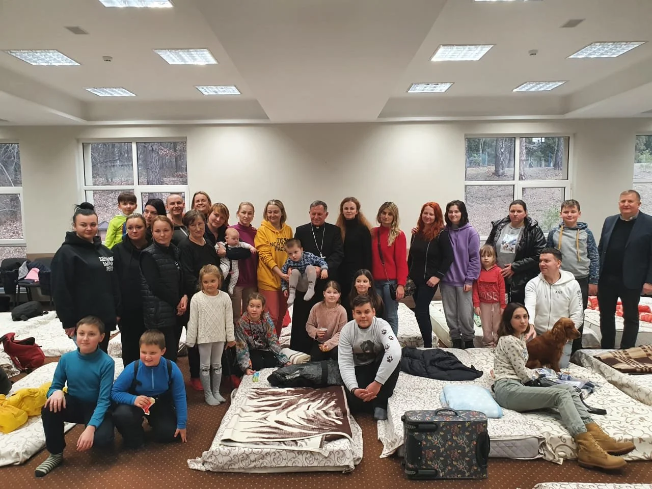 Seminarians helping refugees