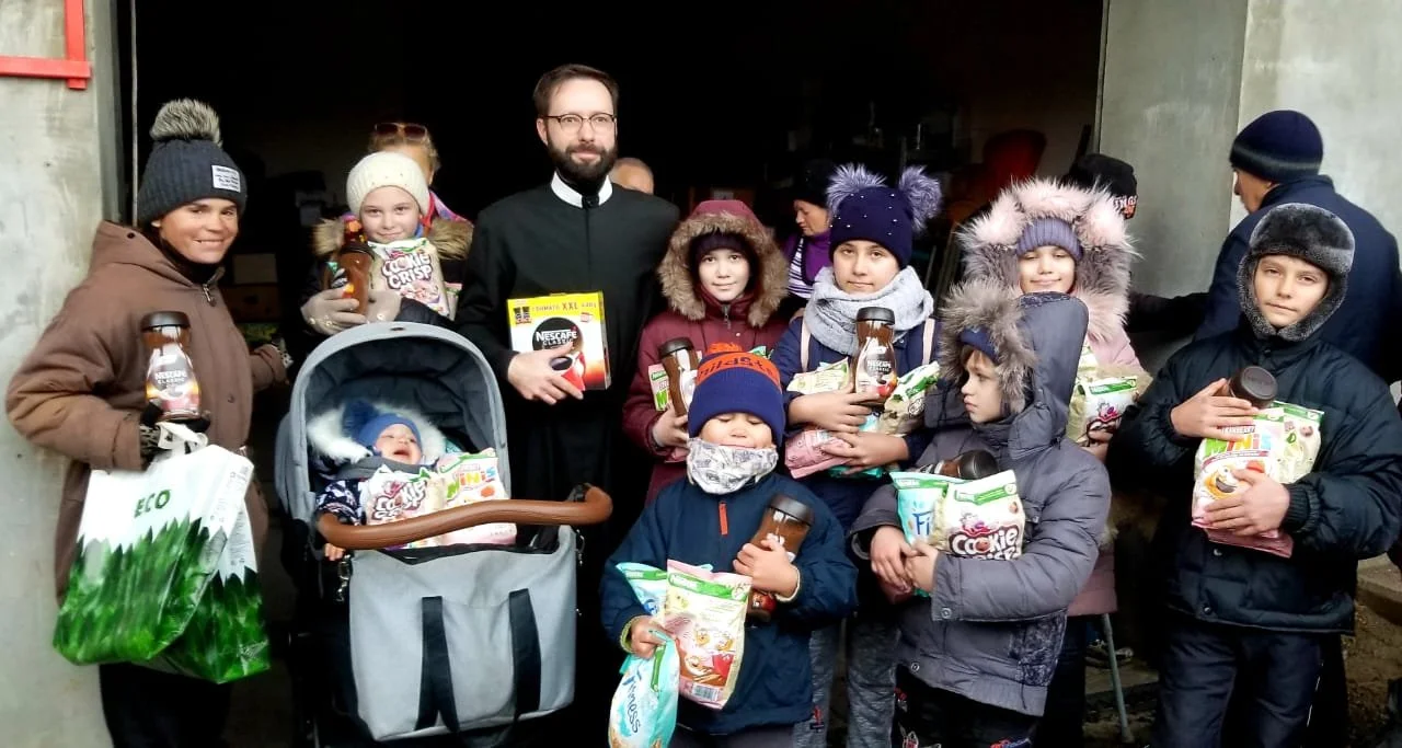 Basilian priest describes  life and ministry during war