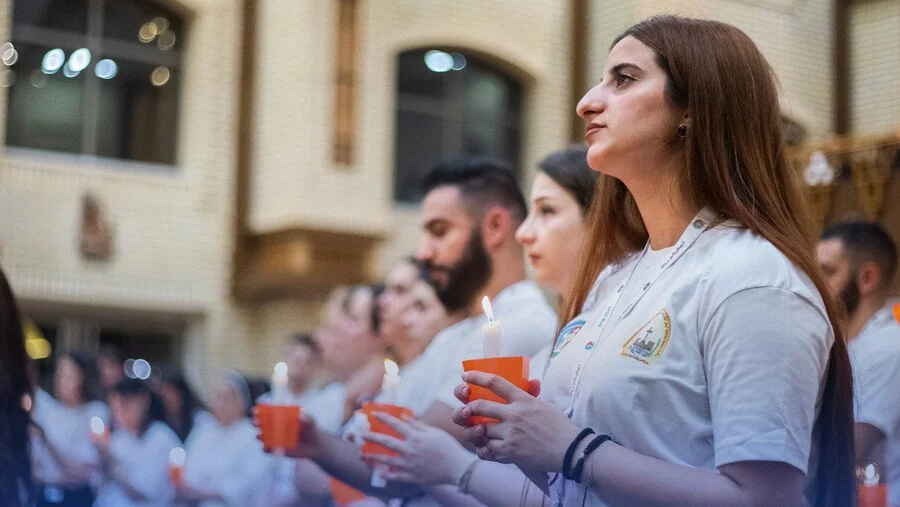 Pope calls on young jihad survivors to be 'light of the world'