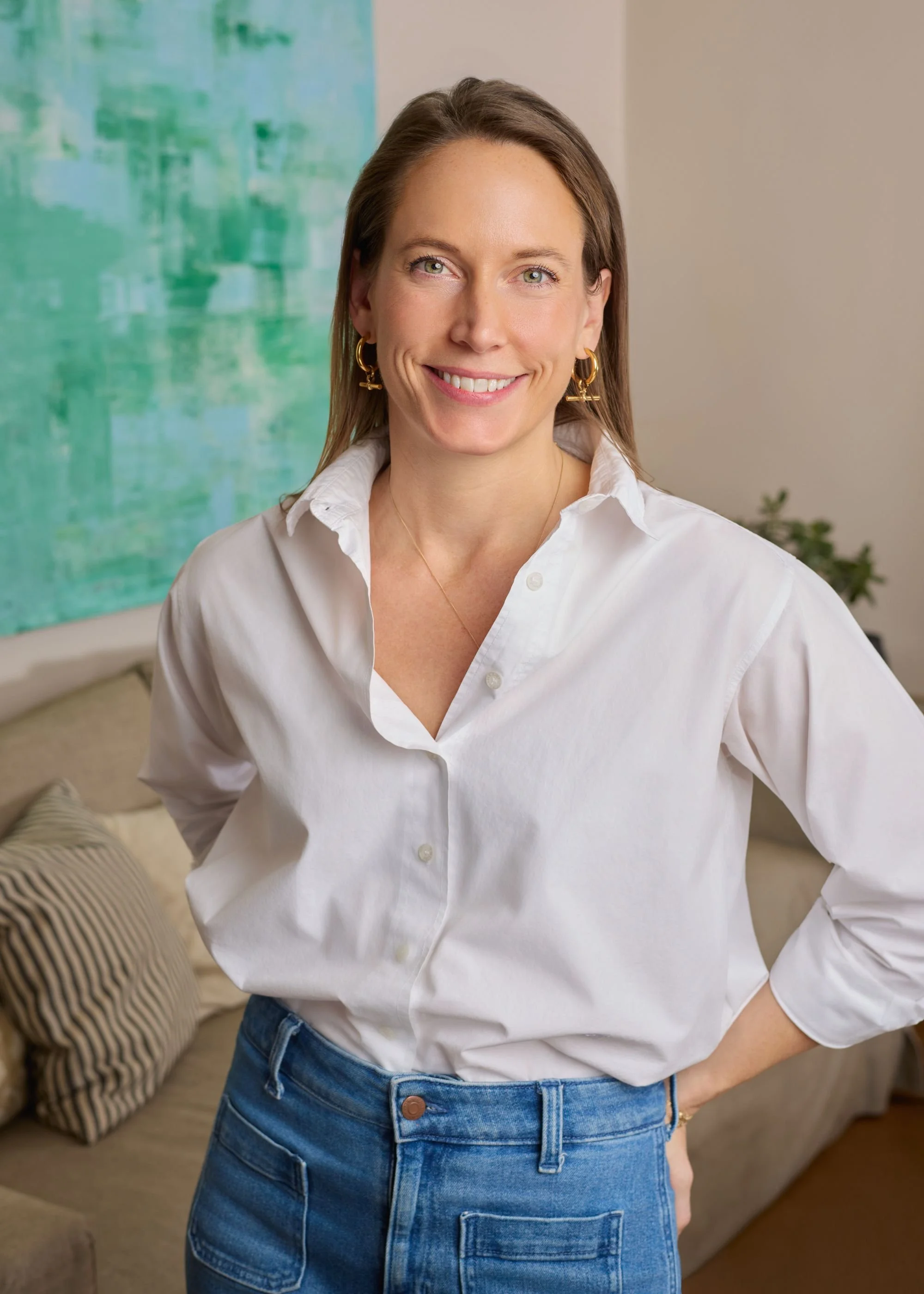 Caitlin Miller is a Wimbledon based interior designer specialising in southwest London interior design and clients relocating from the US to London.