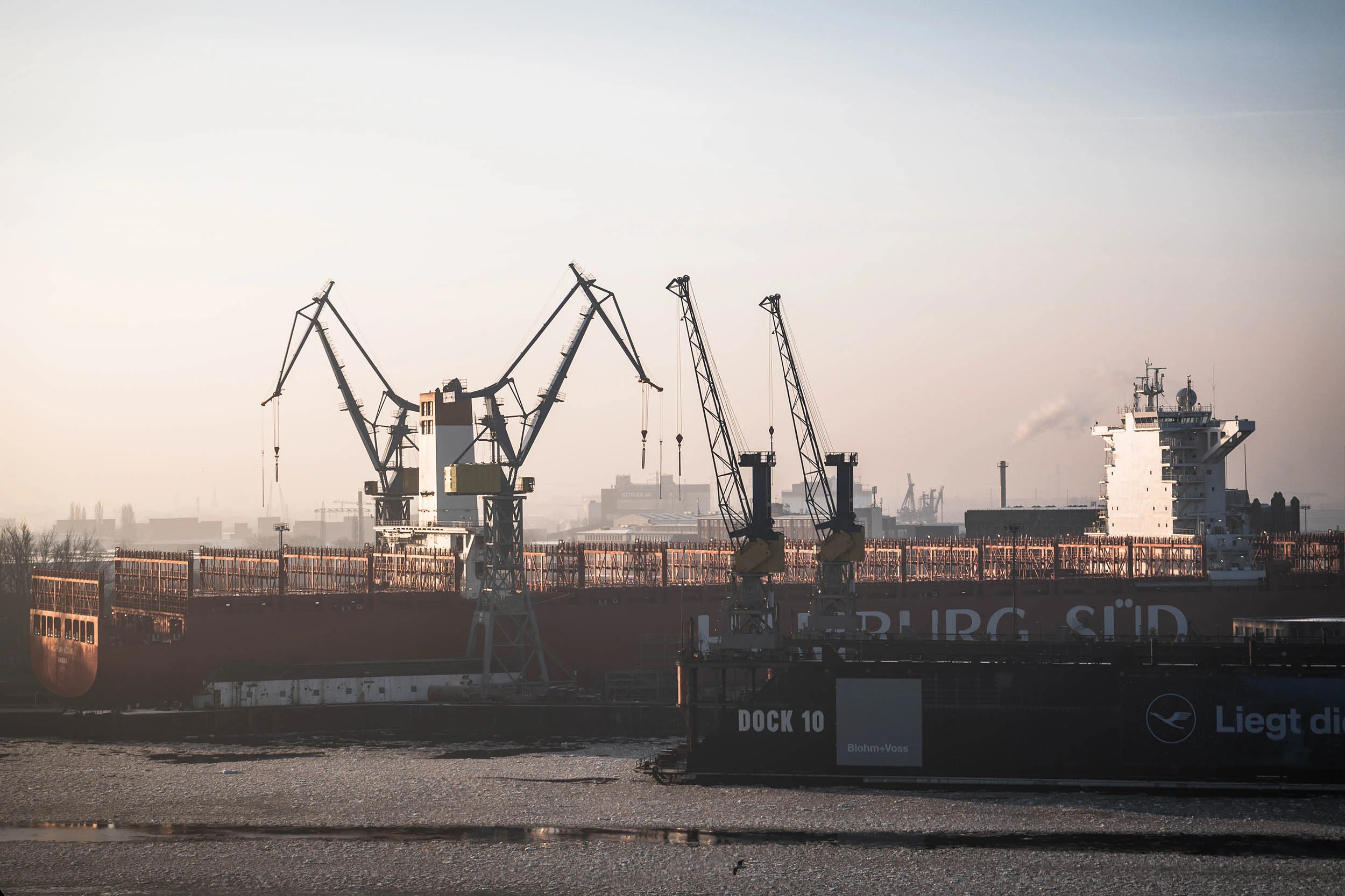 StefanTrocha-Hafen-1050770.jpg