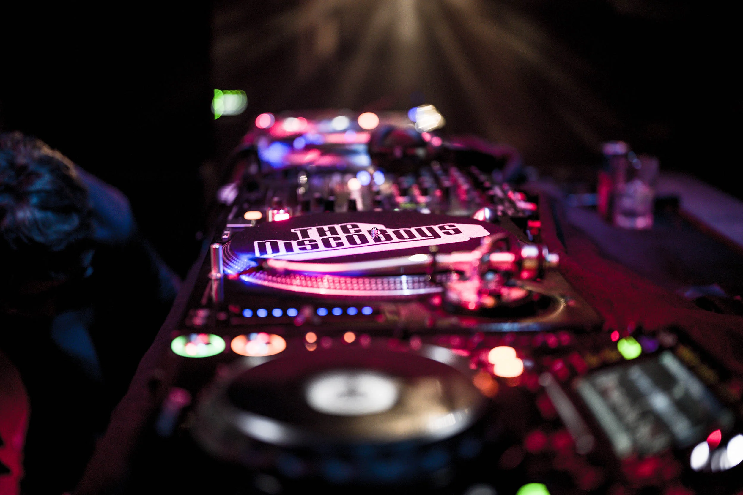 StefanTrocha-TheDiscoBoys-1040527.jpg
