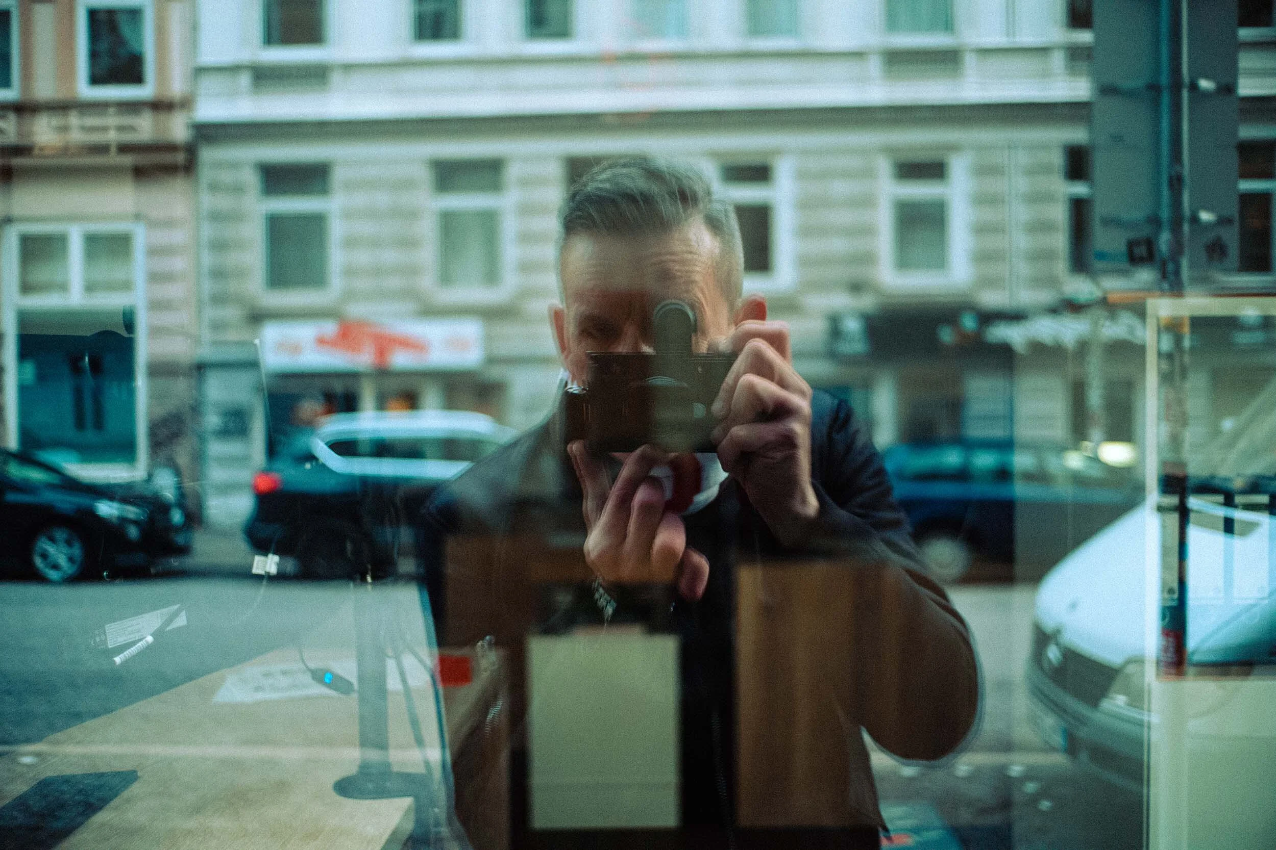 StefanTrochaPhotography-StreetPhotography-L1009922-compressed.jpg
