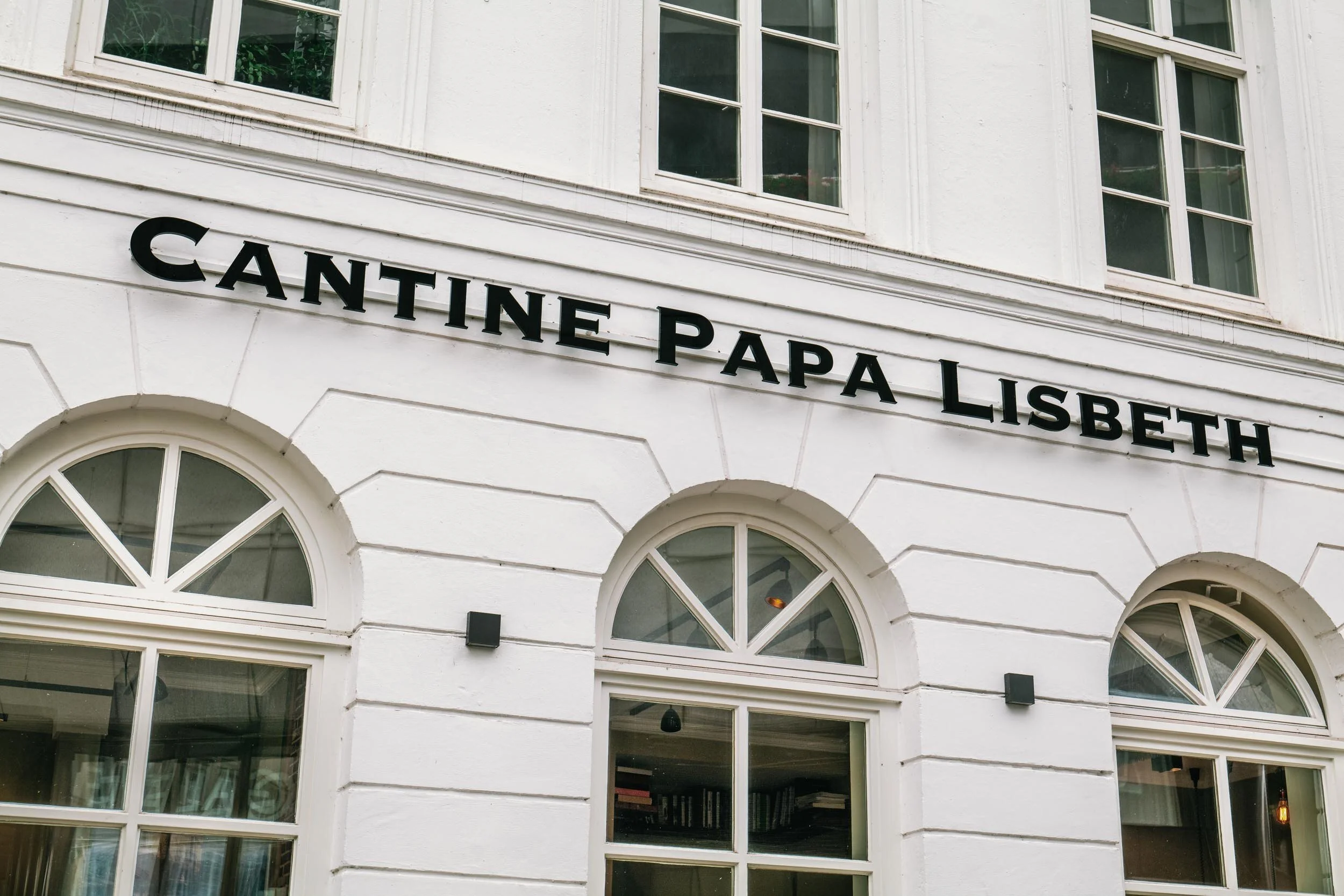 StefanTrochaPhotography-CantinePapaLisbeth-L1050850-compresed.jpg