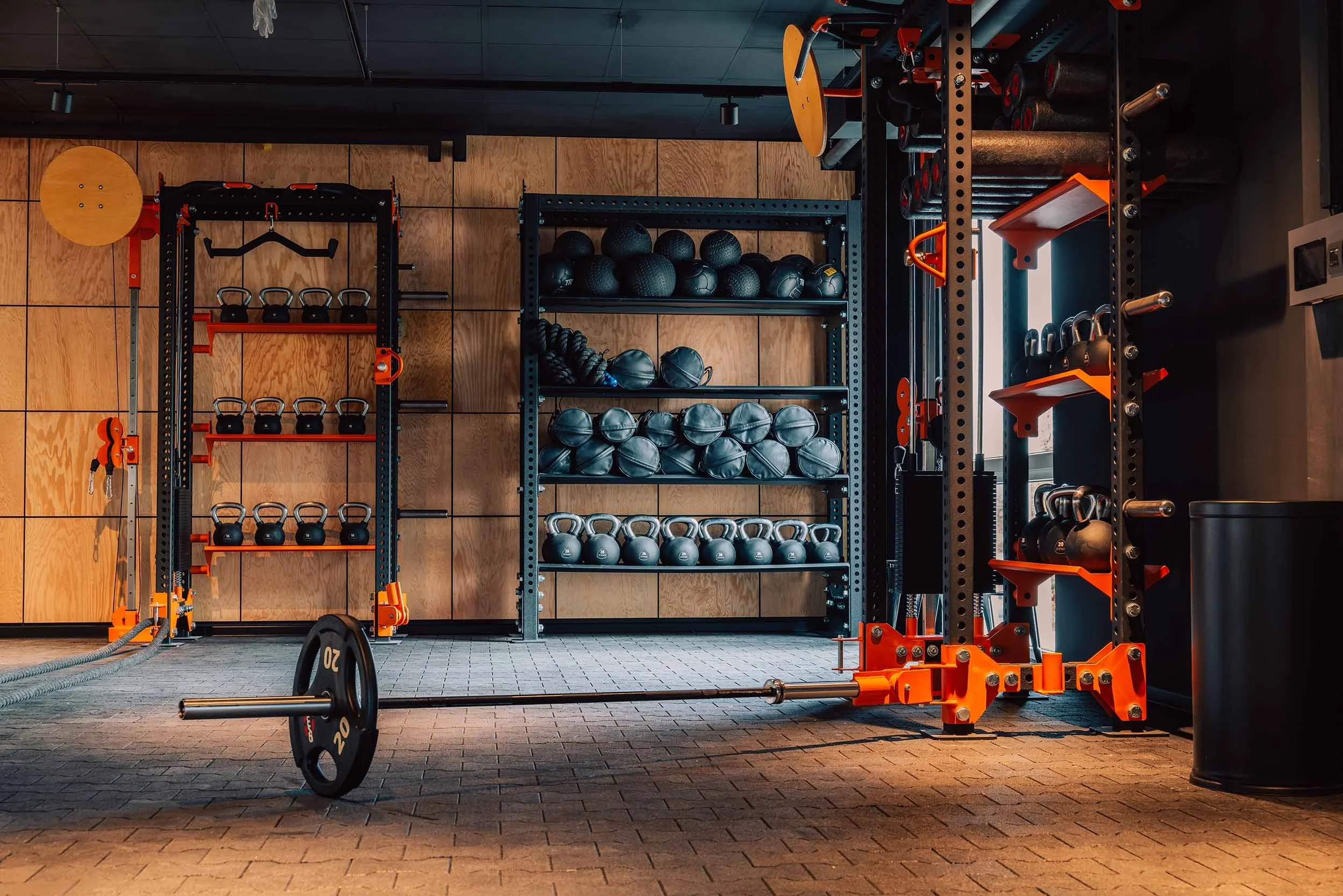 StefanTrochaPhotography-GoldsGym-Krefeld-Leershooting-FinalerLook-L1110201-compressed.jpg