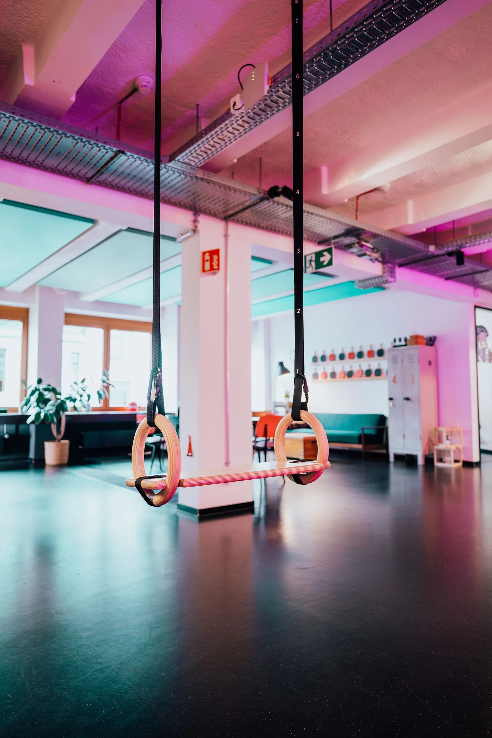 StefanTrochaPhotography-GrabarzXCT-Office-L1160266-compressed.jpg