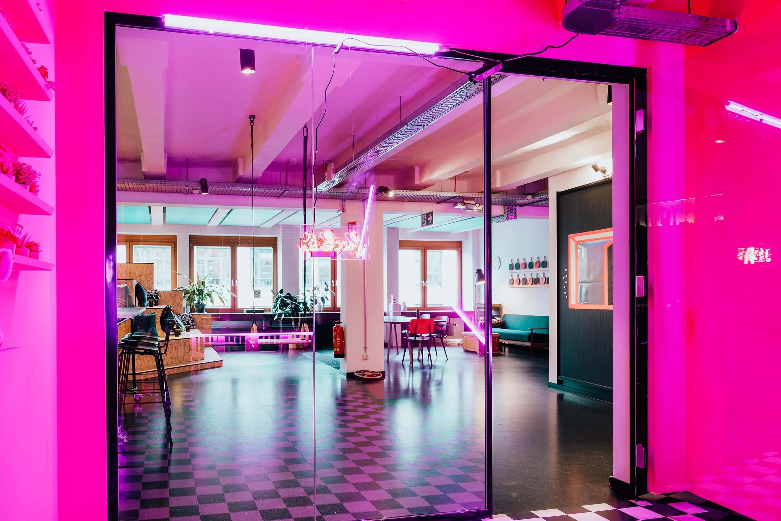 StefanTrochaPhotography-GrabarzXCT-Office-L1160247-compressed.jpg