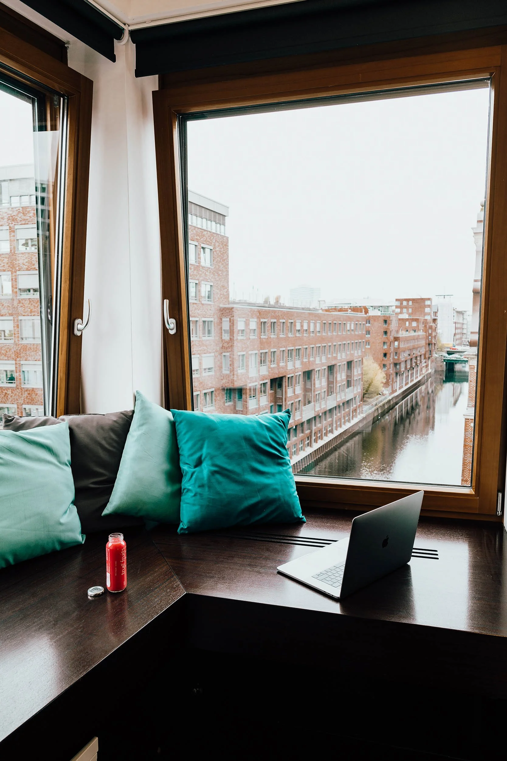StefanTrochaPhotography-GrabarzXCT-Office-L1160110-compressed.jpg