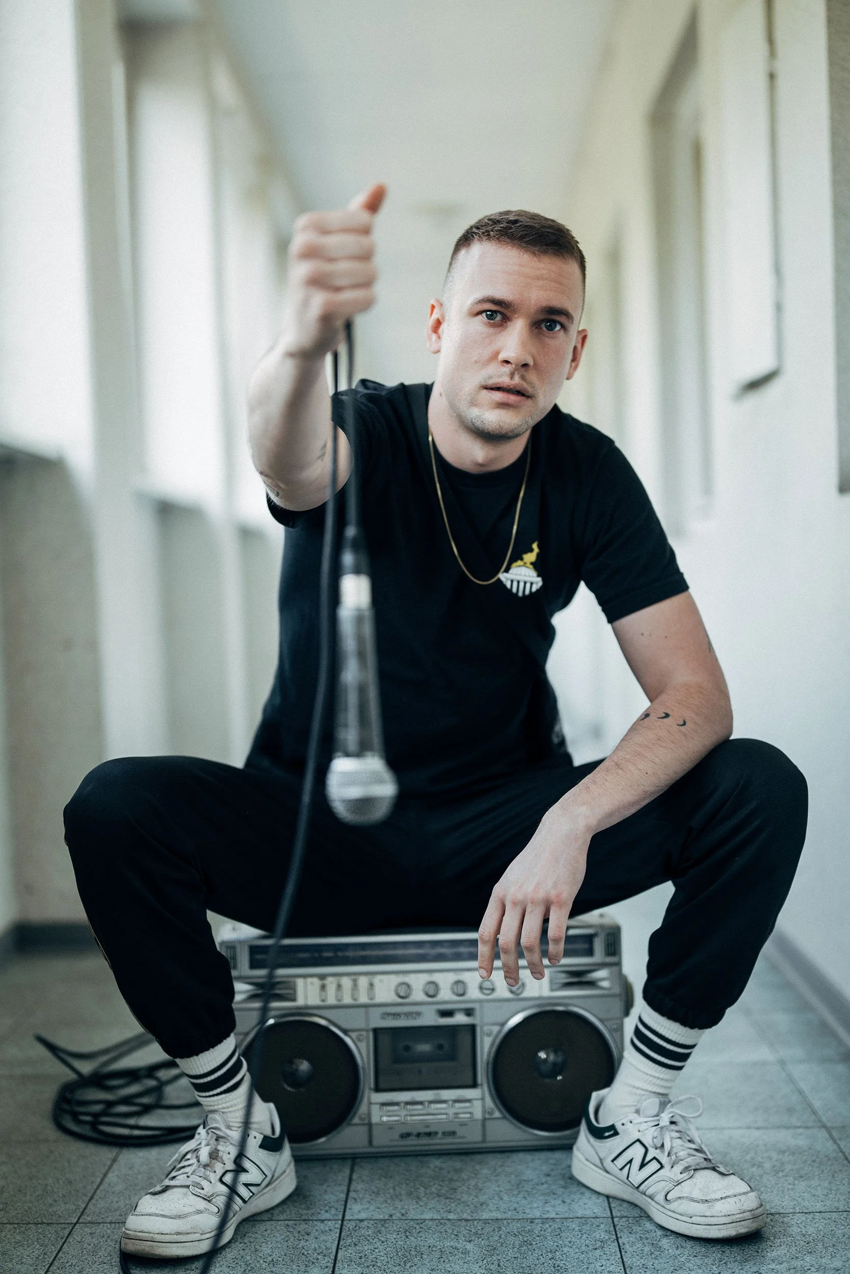 StefanTrochaPhotography-SHOK-L1000197-compressed.jpg