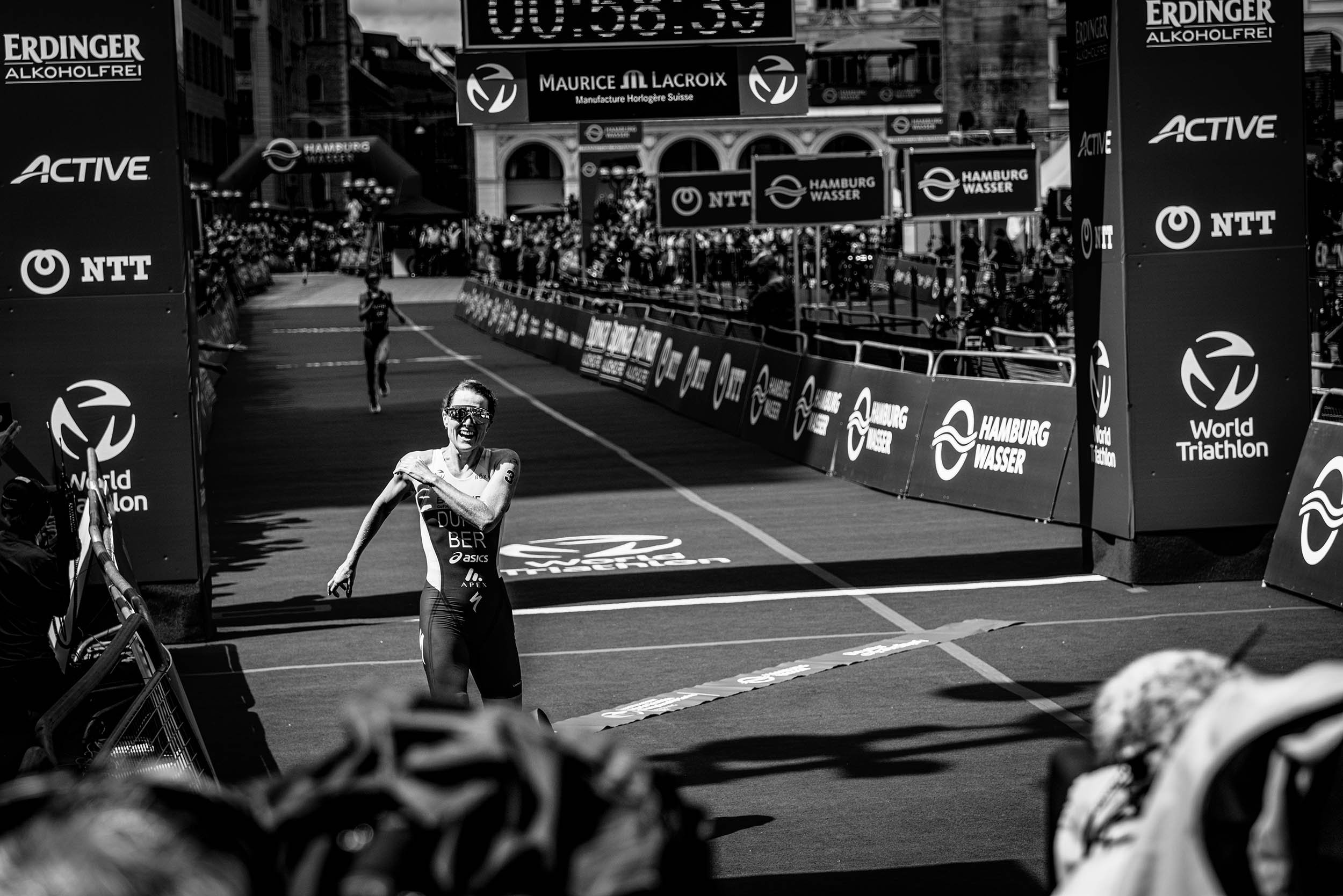 StefanTrochaPhotography-ITUWorldTriathlonHamburg-L1030505-2compresed.jpg