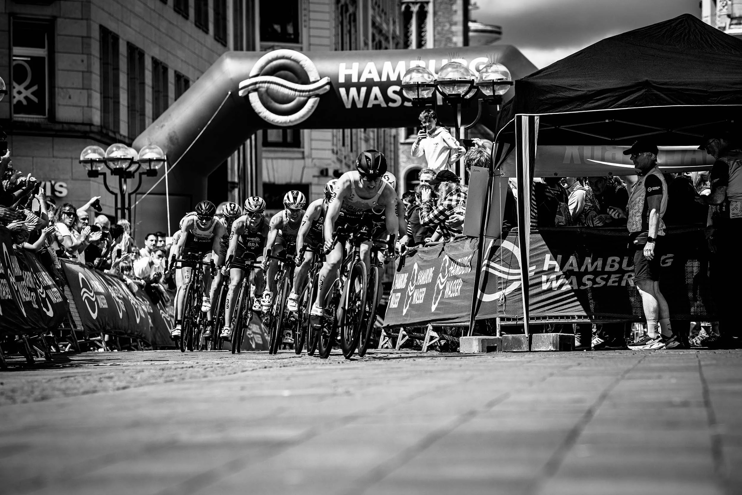 StefanTrochaPhotography-ITUWorldTriathlonHamburg-L1030243-2compresed.jpg