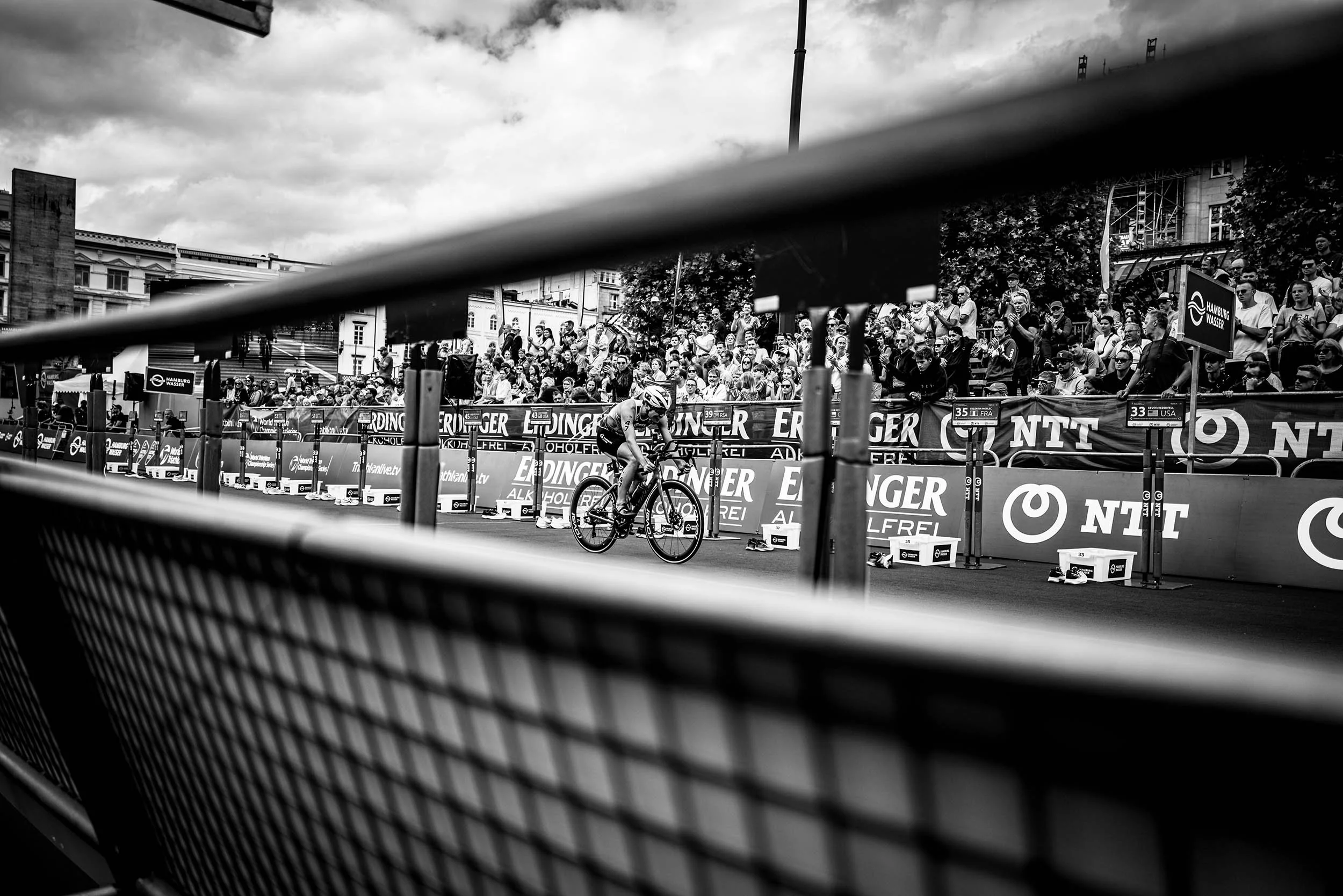 StefanTrochaPhotography-ITUWorldTriathlonHamburg-L1000687-2compresed.jpg