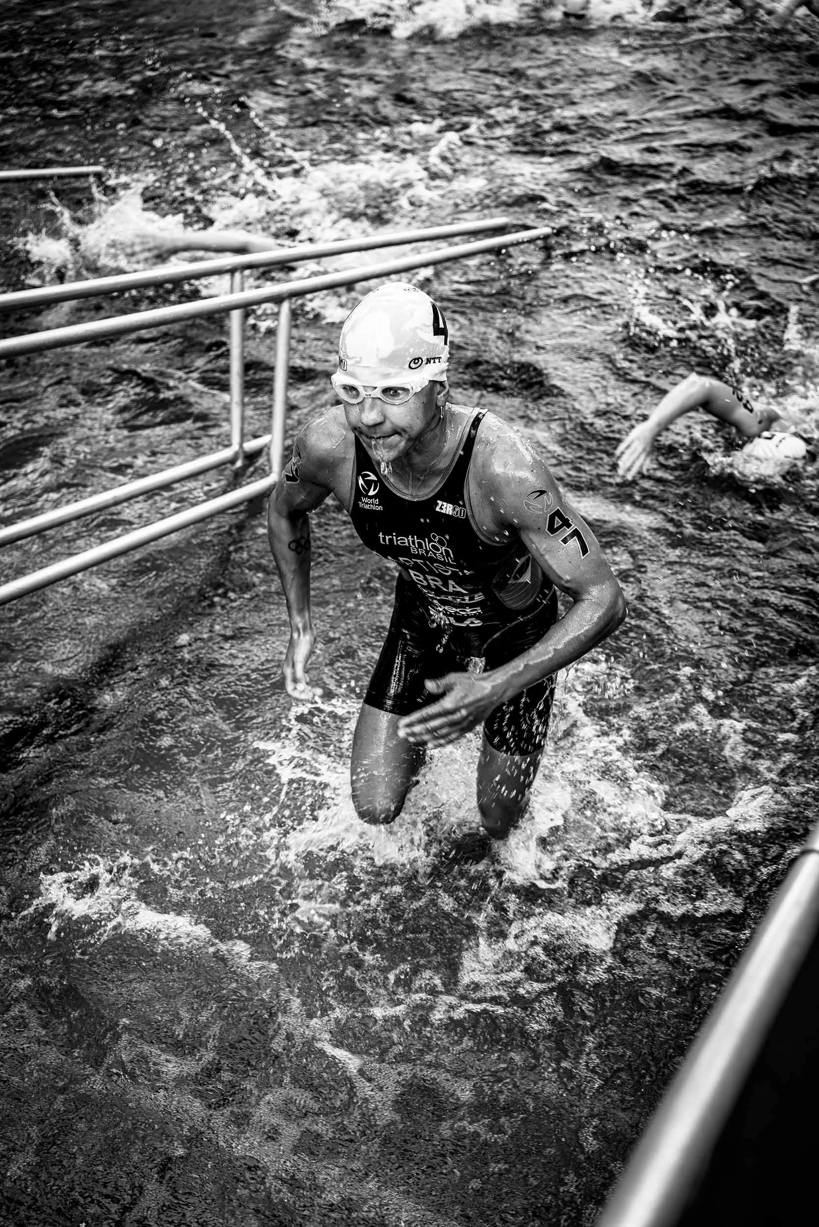 StefanTrochaPhotography-ITUWorldTriathlonHamburg-L1030182-2compresed.jpg