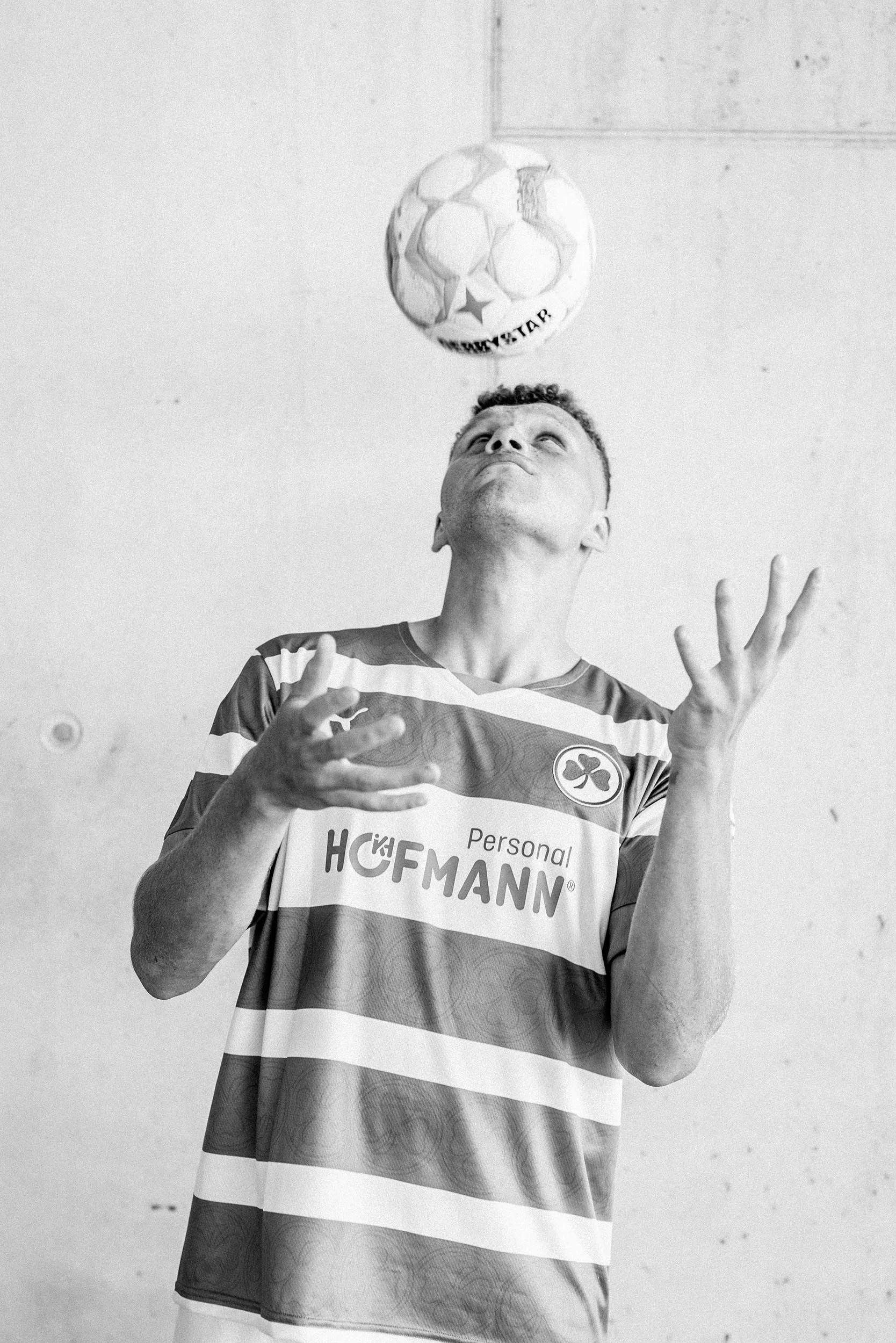 StefanTrochaPhotography-SpVggGreutherFuerth-MediaDay-L1010690-compressed.jpg