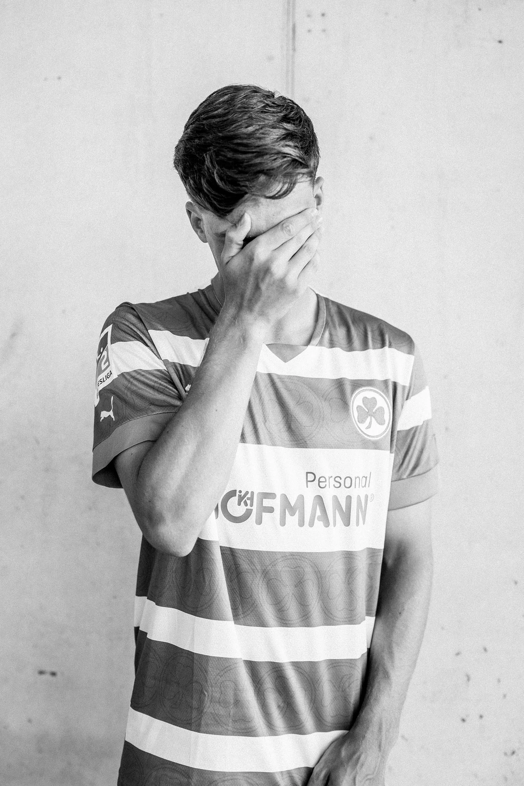 StefanTrochaPhotography-SpVggGreutherFuerth-MediaDay-L1010510-compressed.jpg
