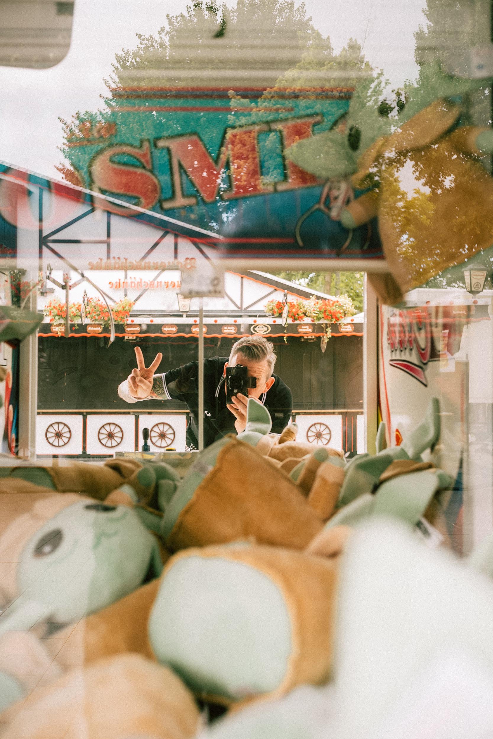 StefanTrochaPhotography-Selfie-L1008032-compressed.jpg