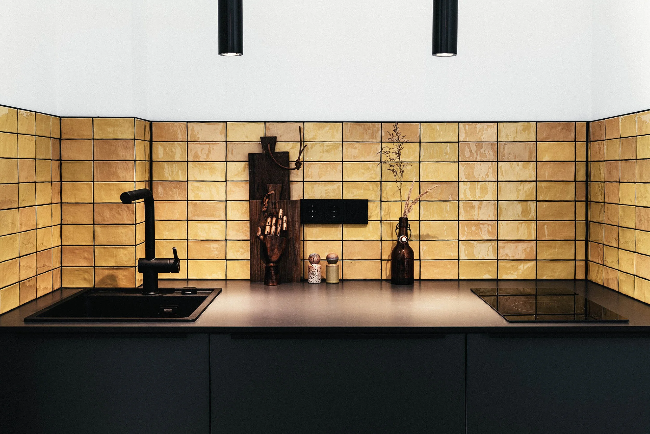 StefanTrochaPhotography-DasTimmann-Zimmer3-L1090896-compressed.jpg