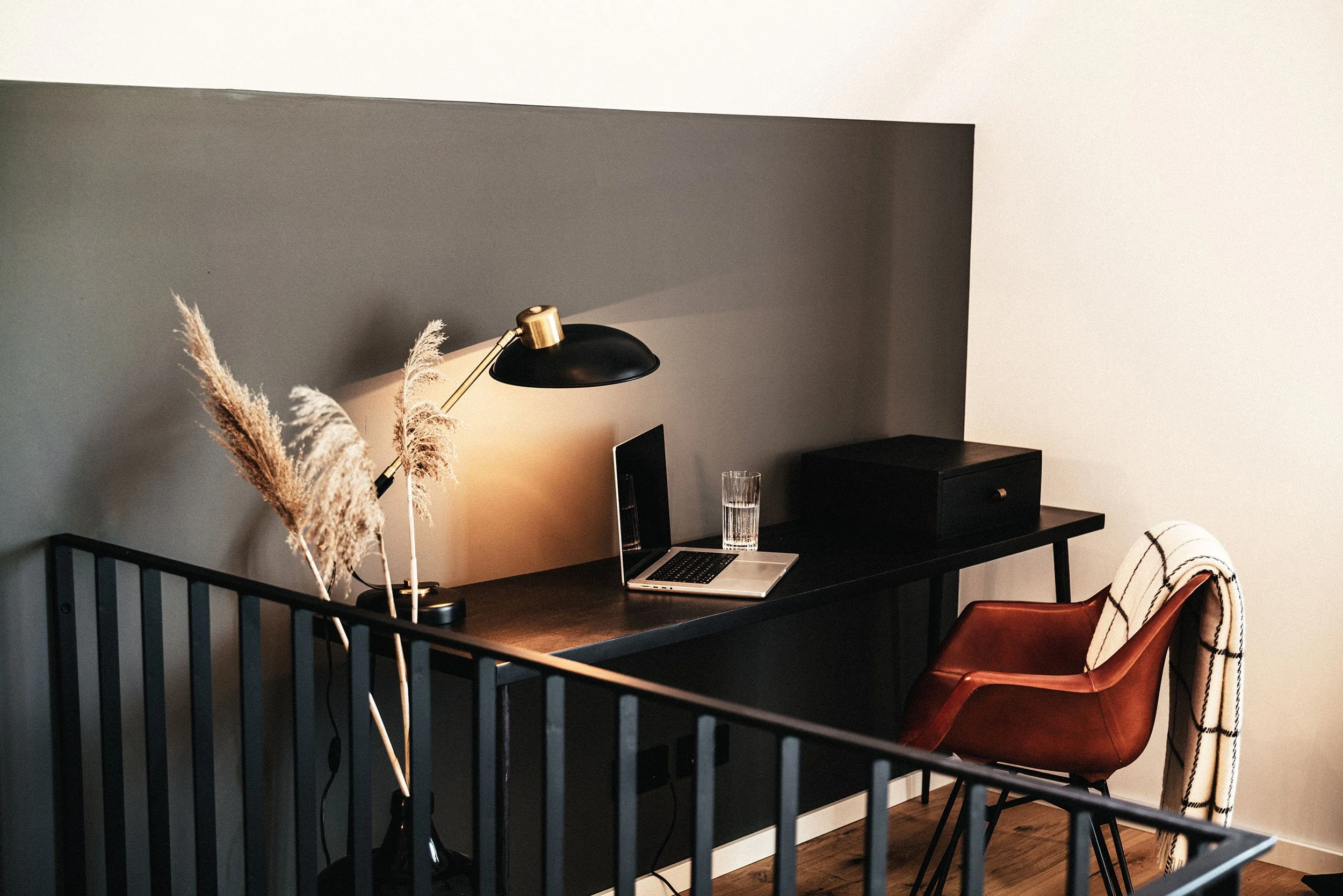 StefanTrochaPhotography-DasTimmann-Zimmer5-L1100303-compressed.jpg