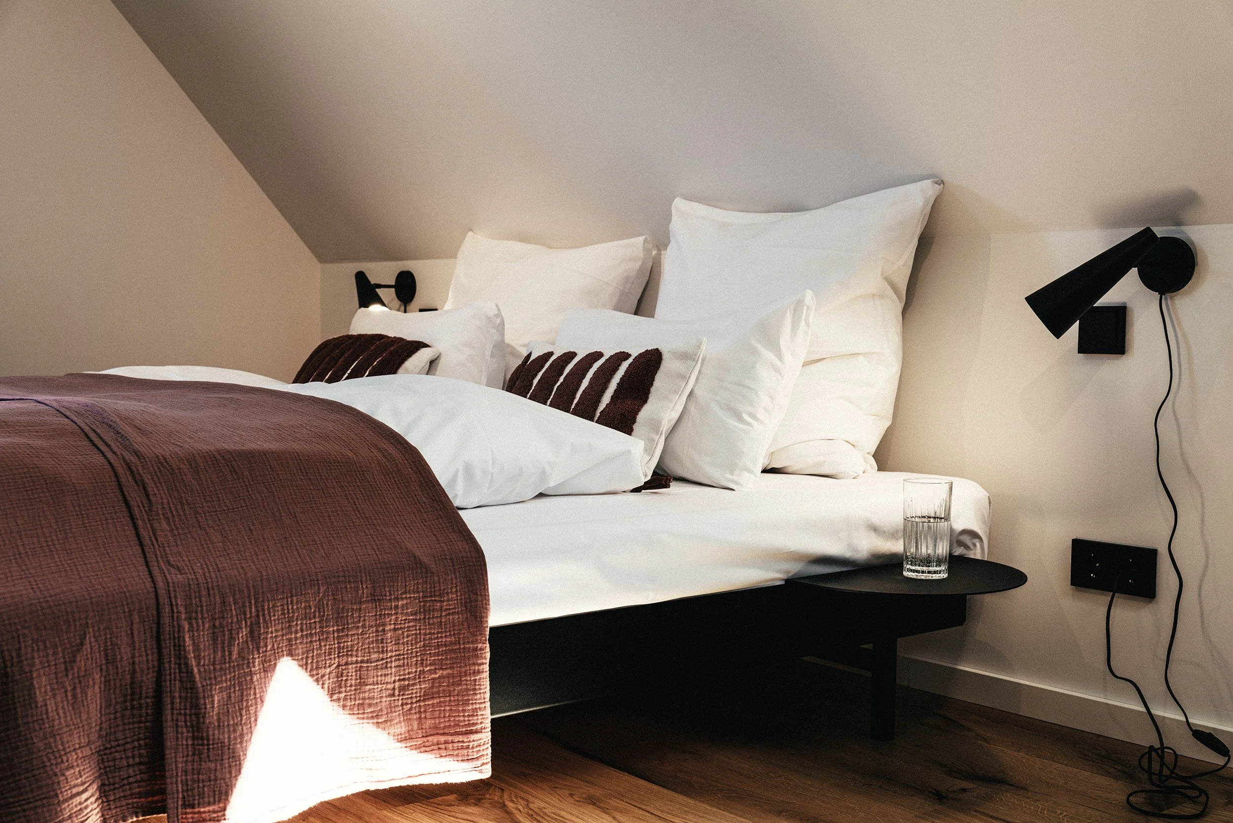 StefanTrochaPhotography-DasTimmann-Zimmer6-L1100138-compressed.jpg