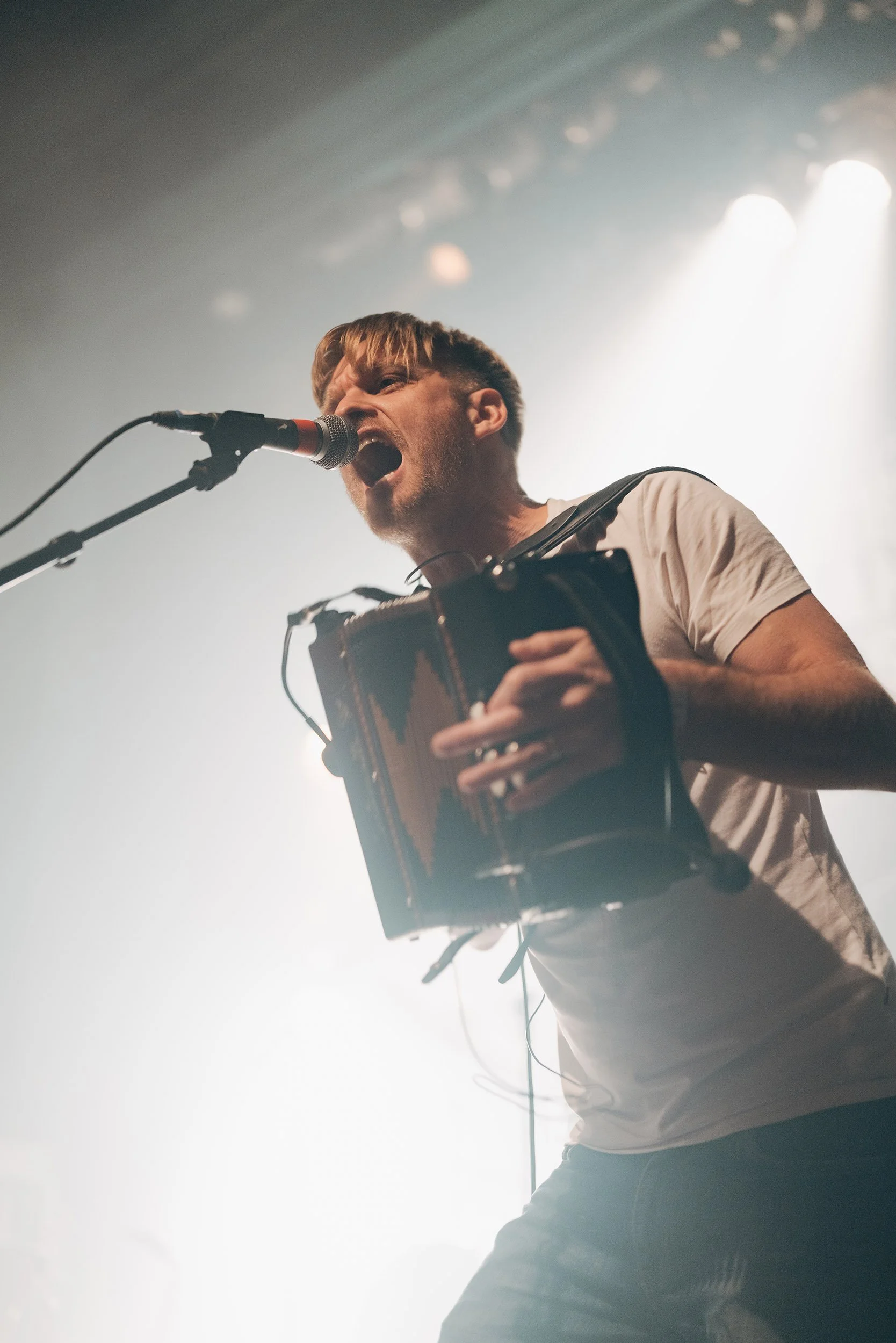 StefanTrochaPhotography-ReeeperbahnFestival-SkinnyLister-L1020973-compressed.jpg