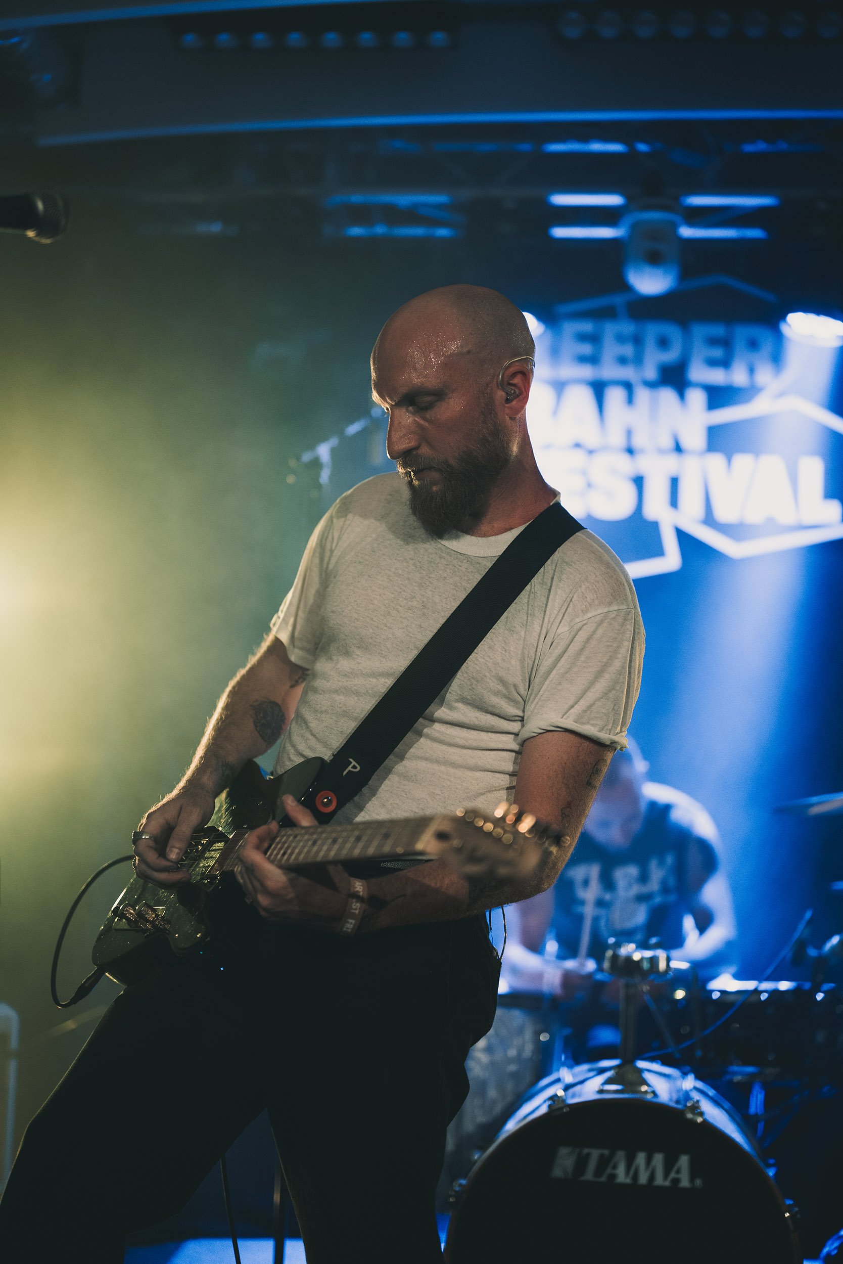 StefanTrochaPhotography-ReeeperbahnFestival-LittleDestroyer-L1030482-compressed.jpg